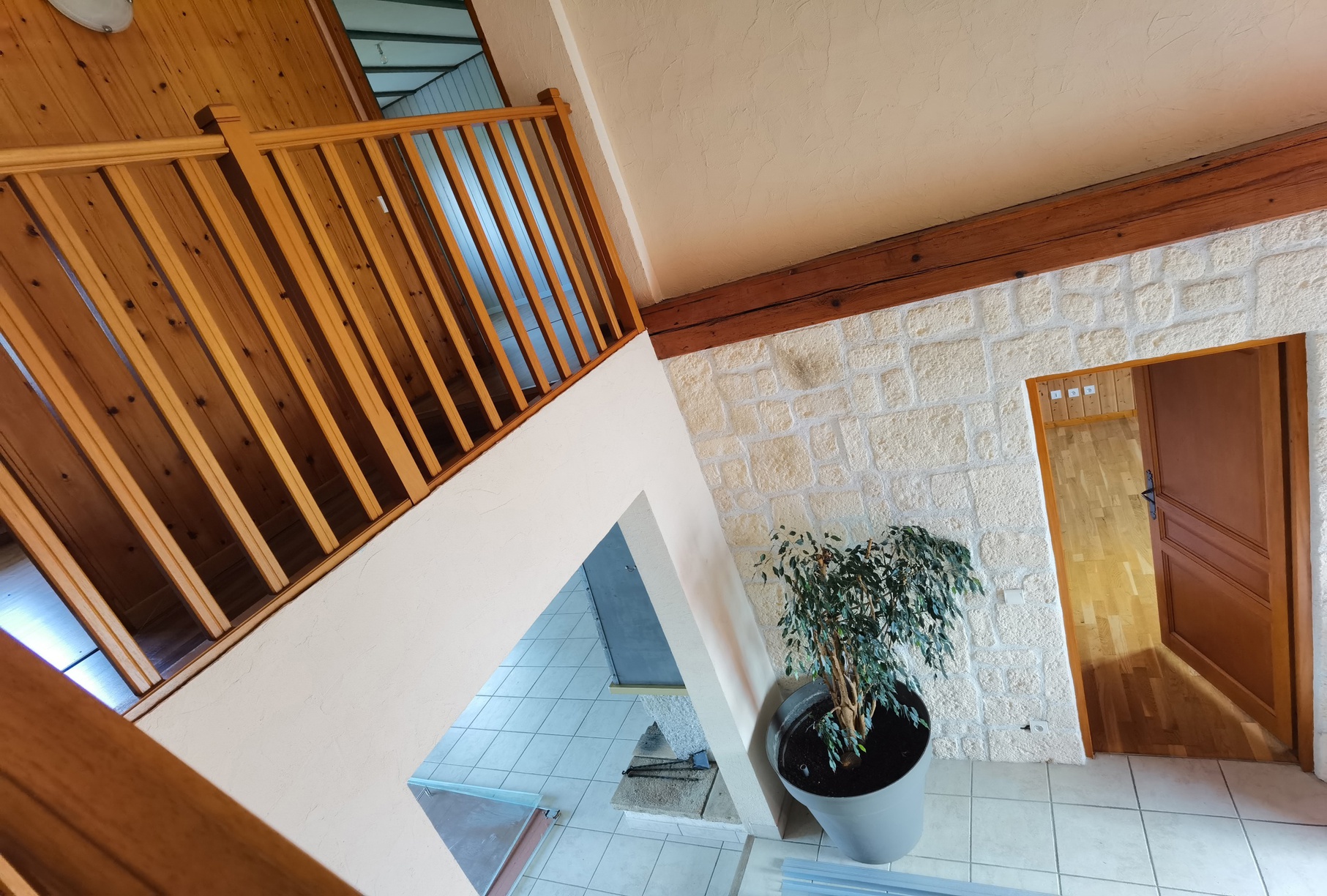 Achat immobilier Immeuble 15 pièces  438m2 à La Prétière (25250) - Photo n°11