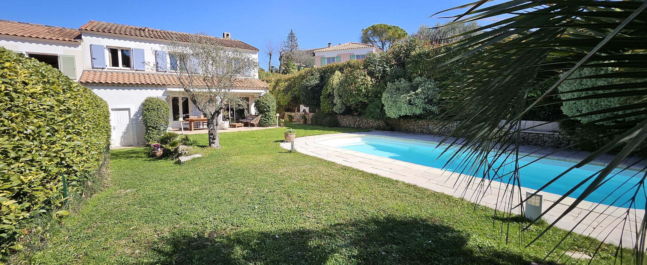maison 5 pièces - 110m2 à Cagnes-sur-Mer (06800)