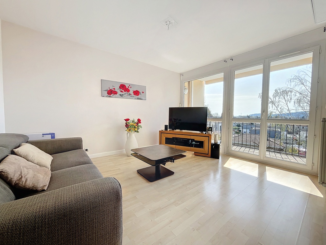 appartement 2 pièces - 44m2 à Guilherand Granges (07500)