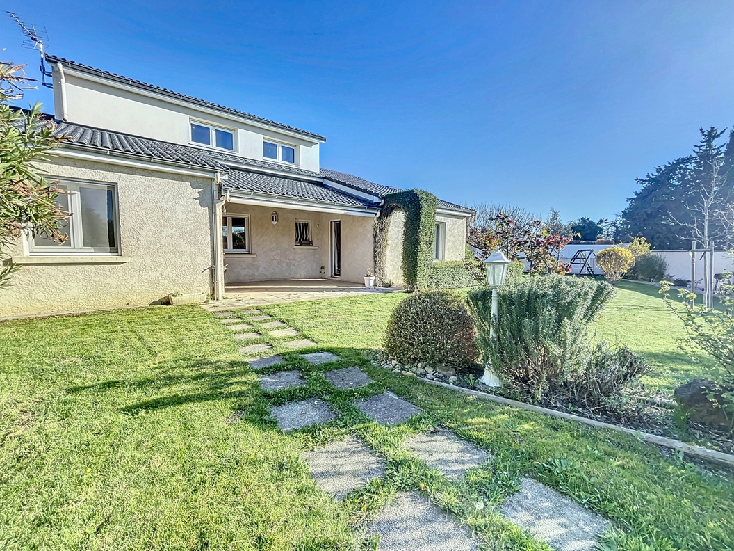 maison 5 pièces - 127m2 à Chabeuil (26120)