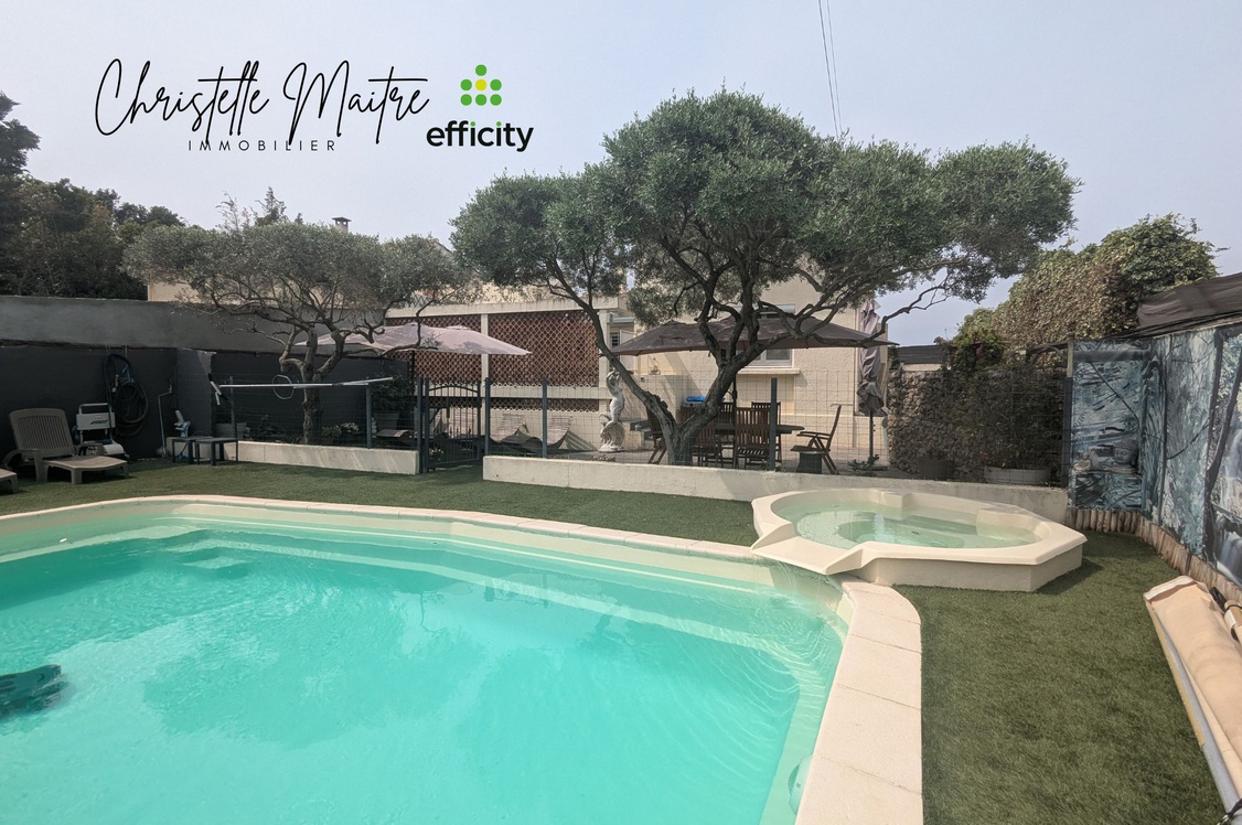 maison 5 pièces - 130m2 à Arles (13200)