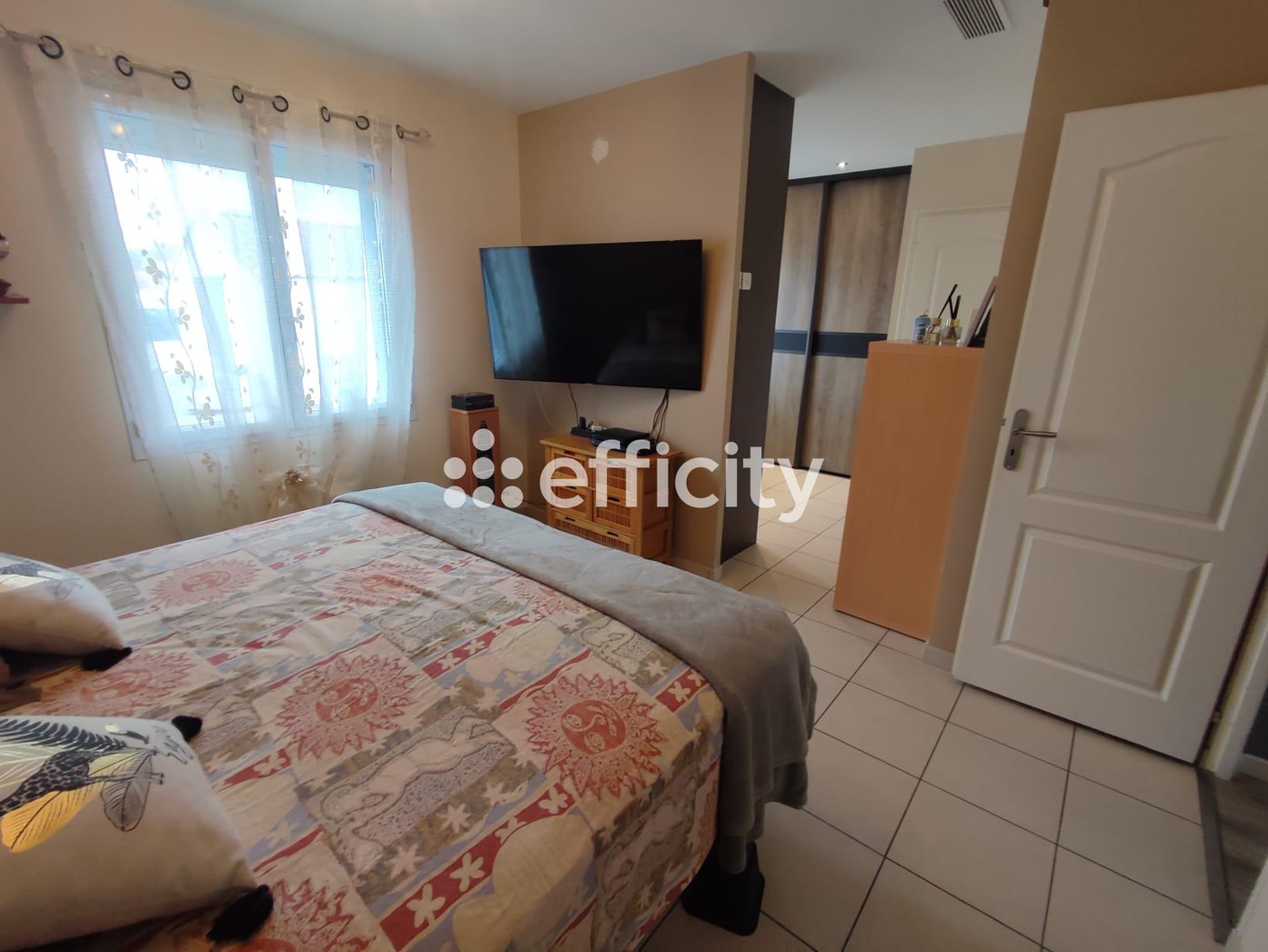 Achat immobilier Maison 7 pièces  146m2 à Saint-Philbert-de-Grand-Lieu (44310) - Photo n°6