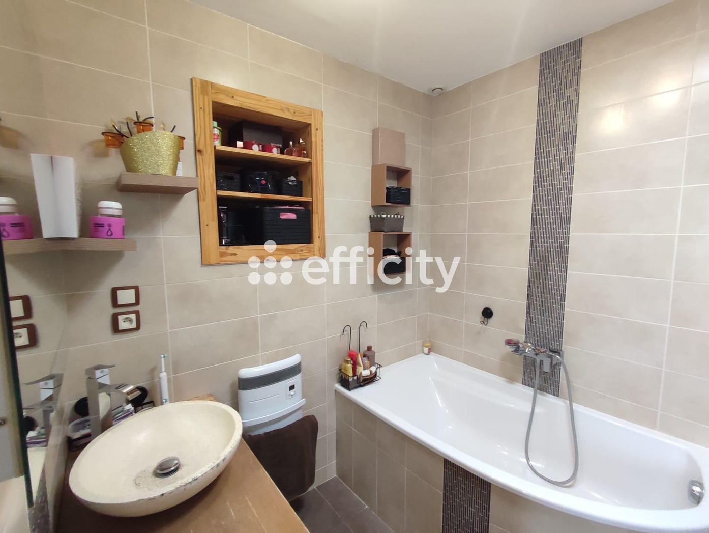 Achat immobilier Maison 7 pièces  146m2 à Saint-Philbert-de-Grand-Lieu (44310) - Photo n°18