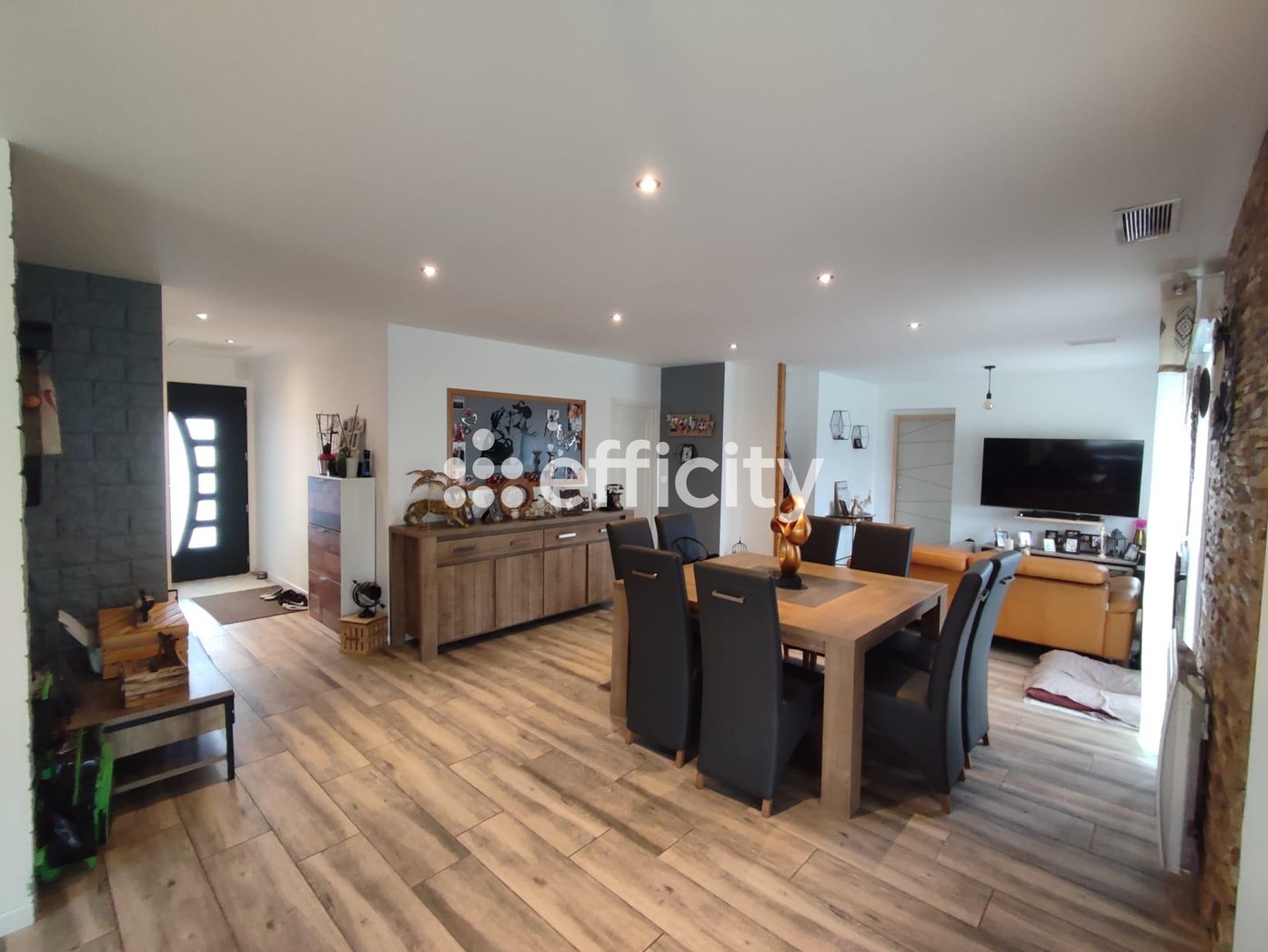 Achat immobilier Maison 7 pièces  146m2 à Saint-Philbert-de-Grand-Lieu (44310) - Photo n°5