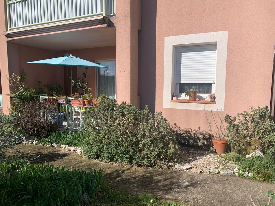 appartement 2 pièces - 42m2 à Nîmes (30900)
