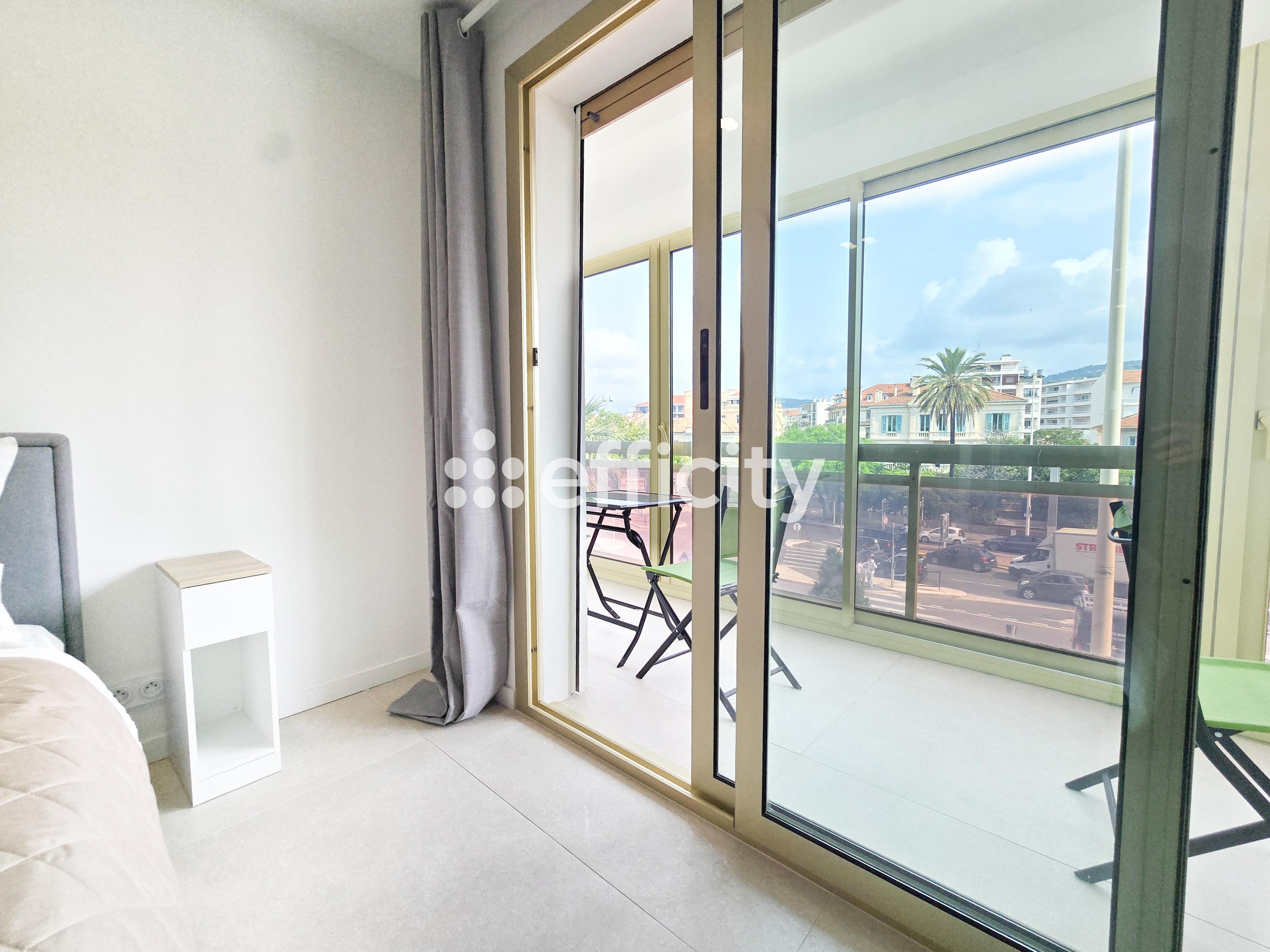 Achat immobilier Appartement 3 pièces  70m2 à Cannes (06400) - Photo n°4