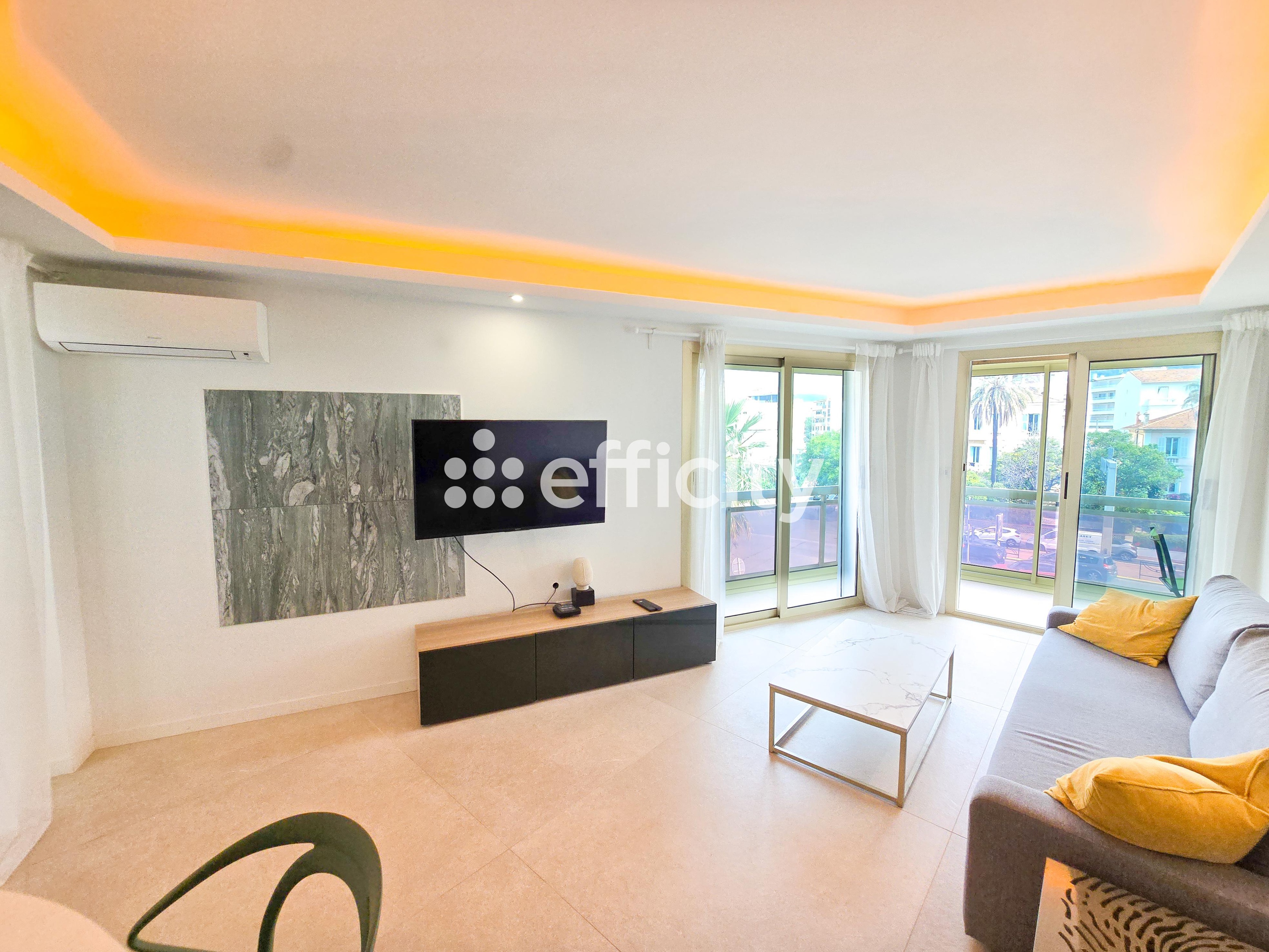 Achat immobilier Appartement 3 pièces  70m2 à Cannes (06400) - Photo n°1