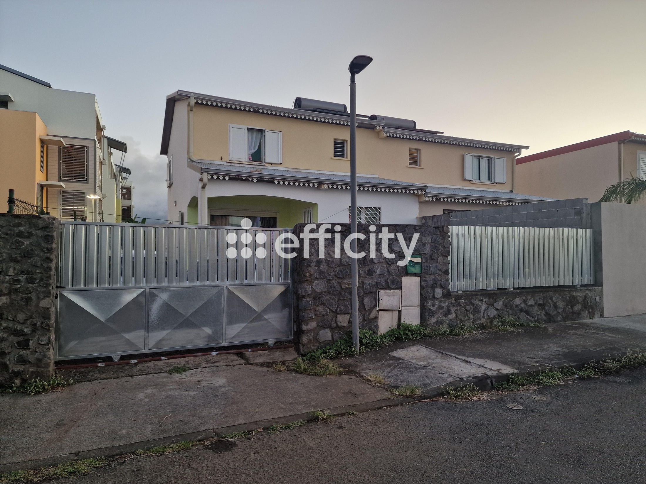 maison 5 pièces - 90m2 à Saint-André (97440)