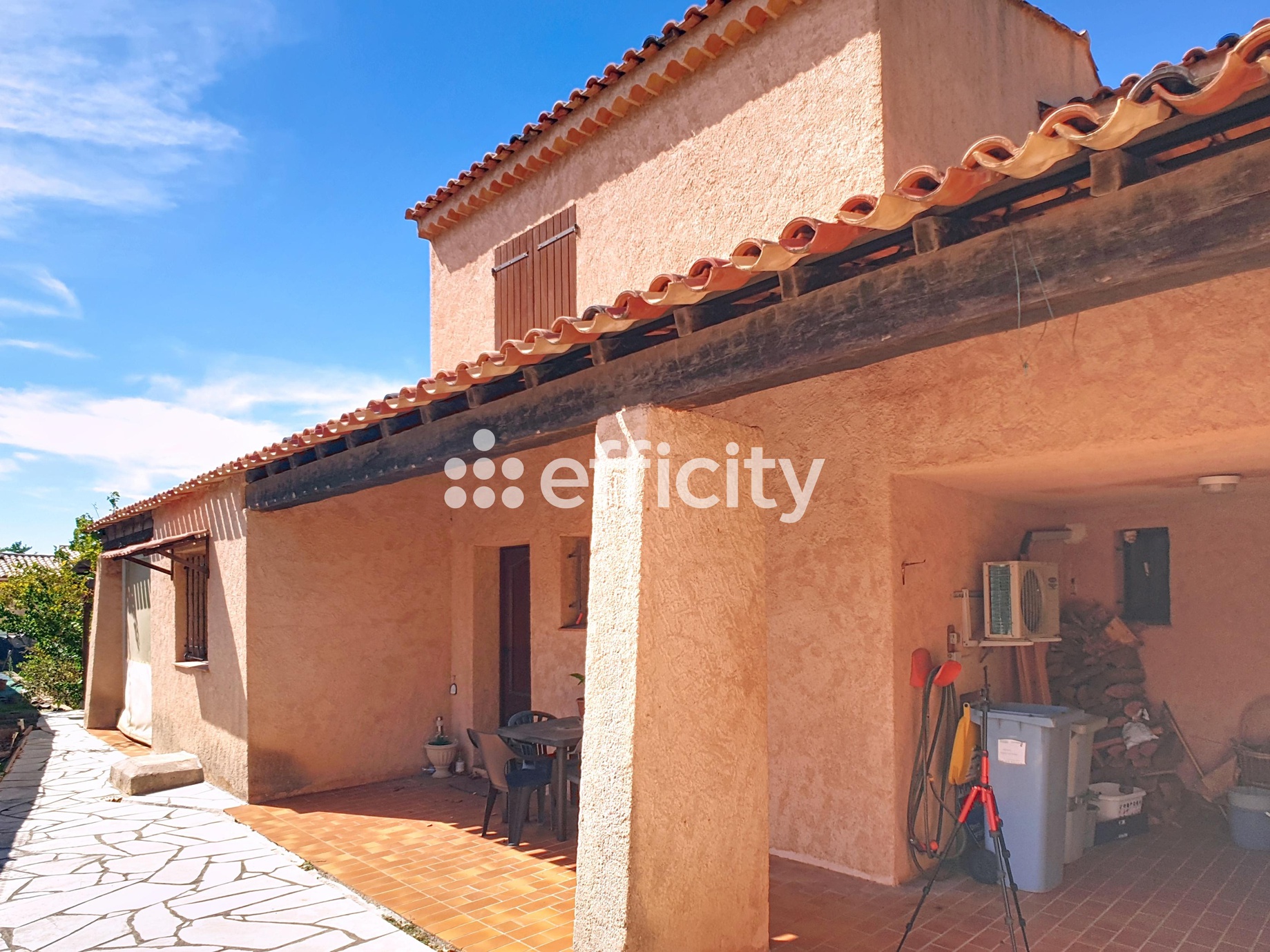 maison 8 pièces - 186m2 à Saint-Raphaël (83700)