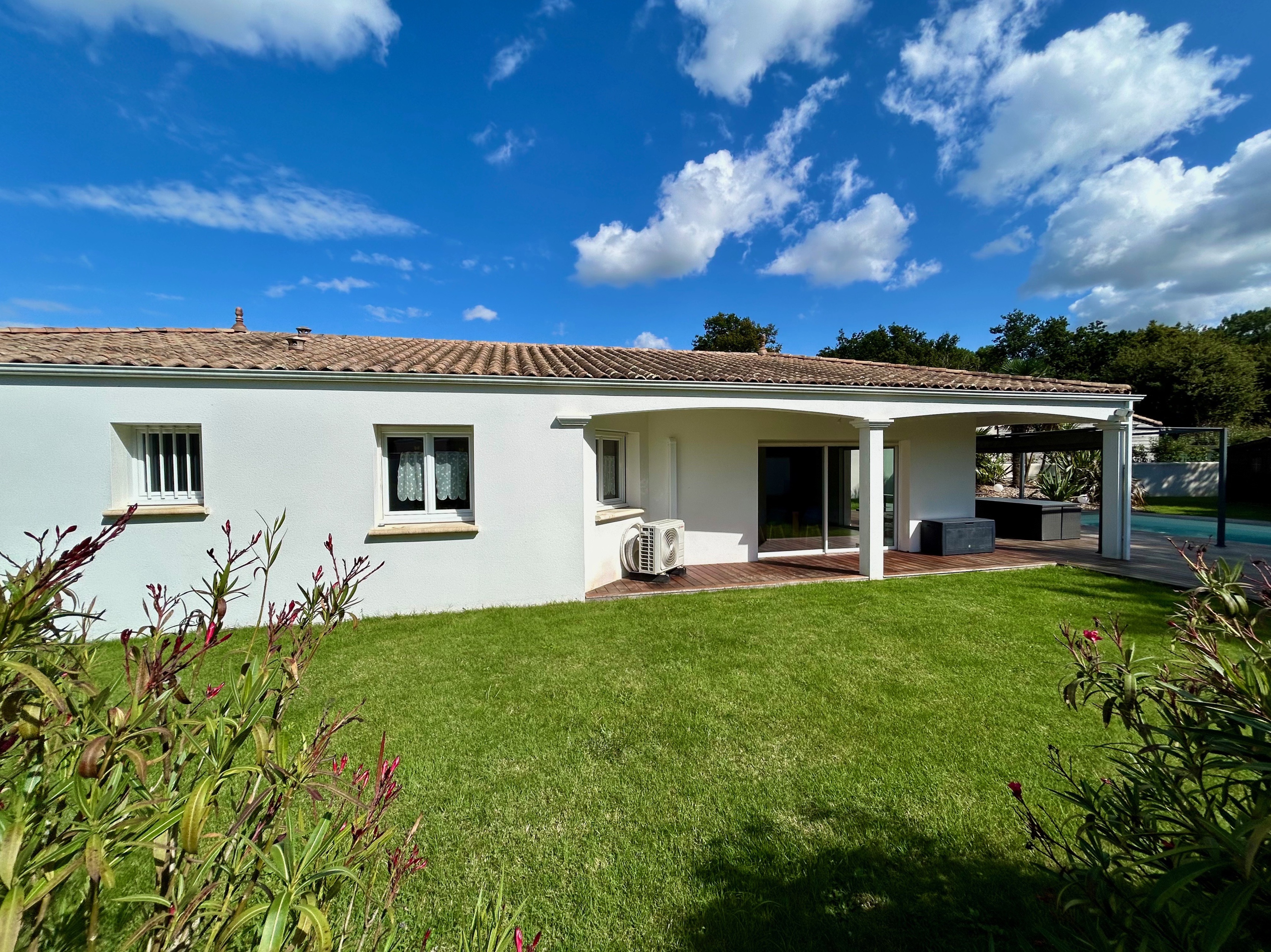 Achat immobilier Maison 7 pièces  156m2 à Étaules (17750) - Photo n°5