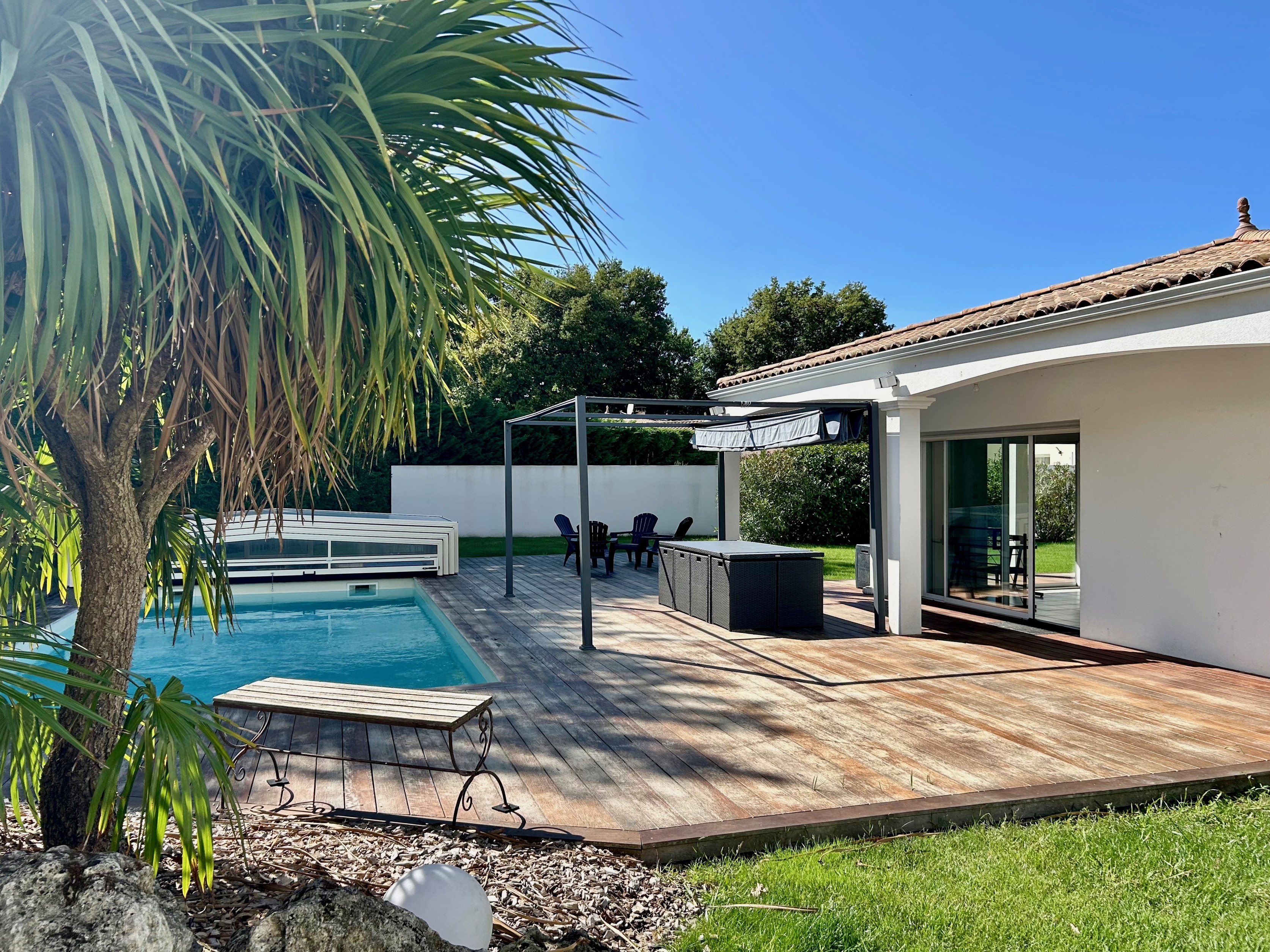 Achat immobilier Maison 7 pièces  156m2 à Étaules (17750) - Photo n°4