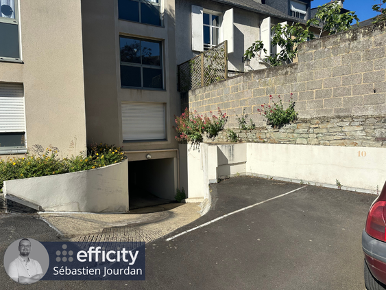 parking  - 11m2 à Rennes (35000)