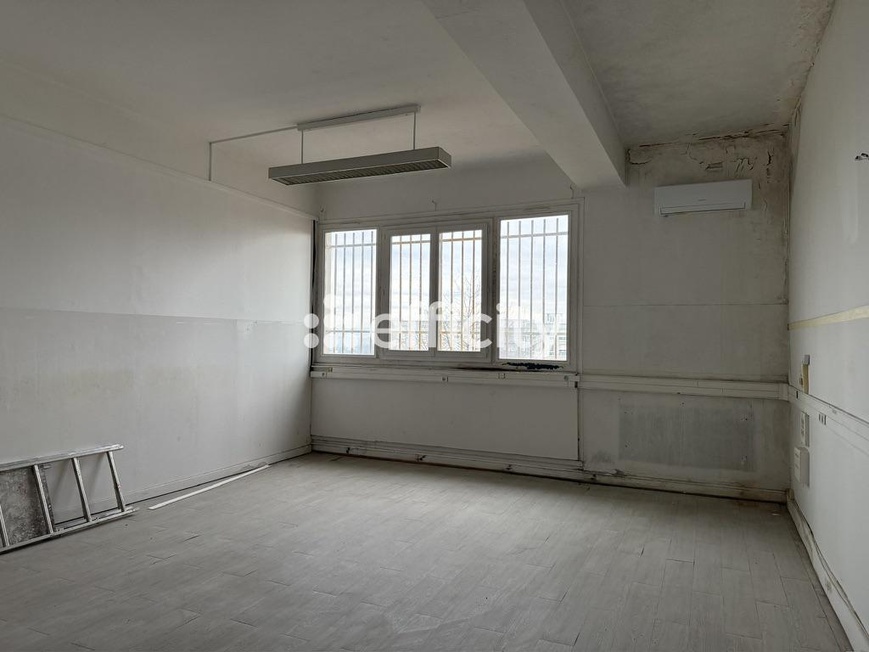 Achat immobilier Bureau 15 pièces  520m2 à Saint-Étienne (42000) - Photo n°5