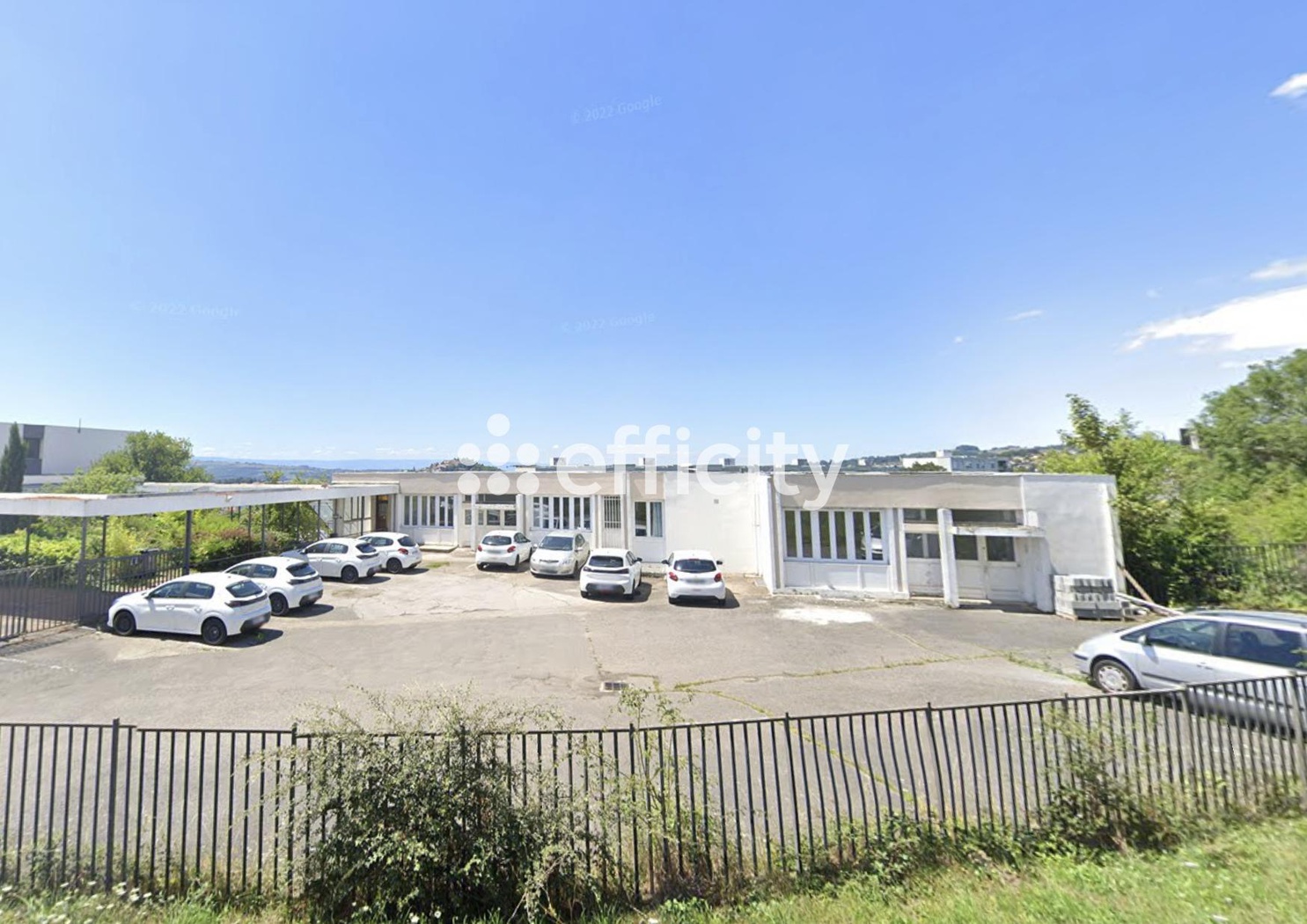 Achat immobilier Bureau 15 pièces  520m2 à Saint-Étienne (42000) - Photo n°1