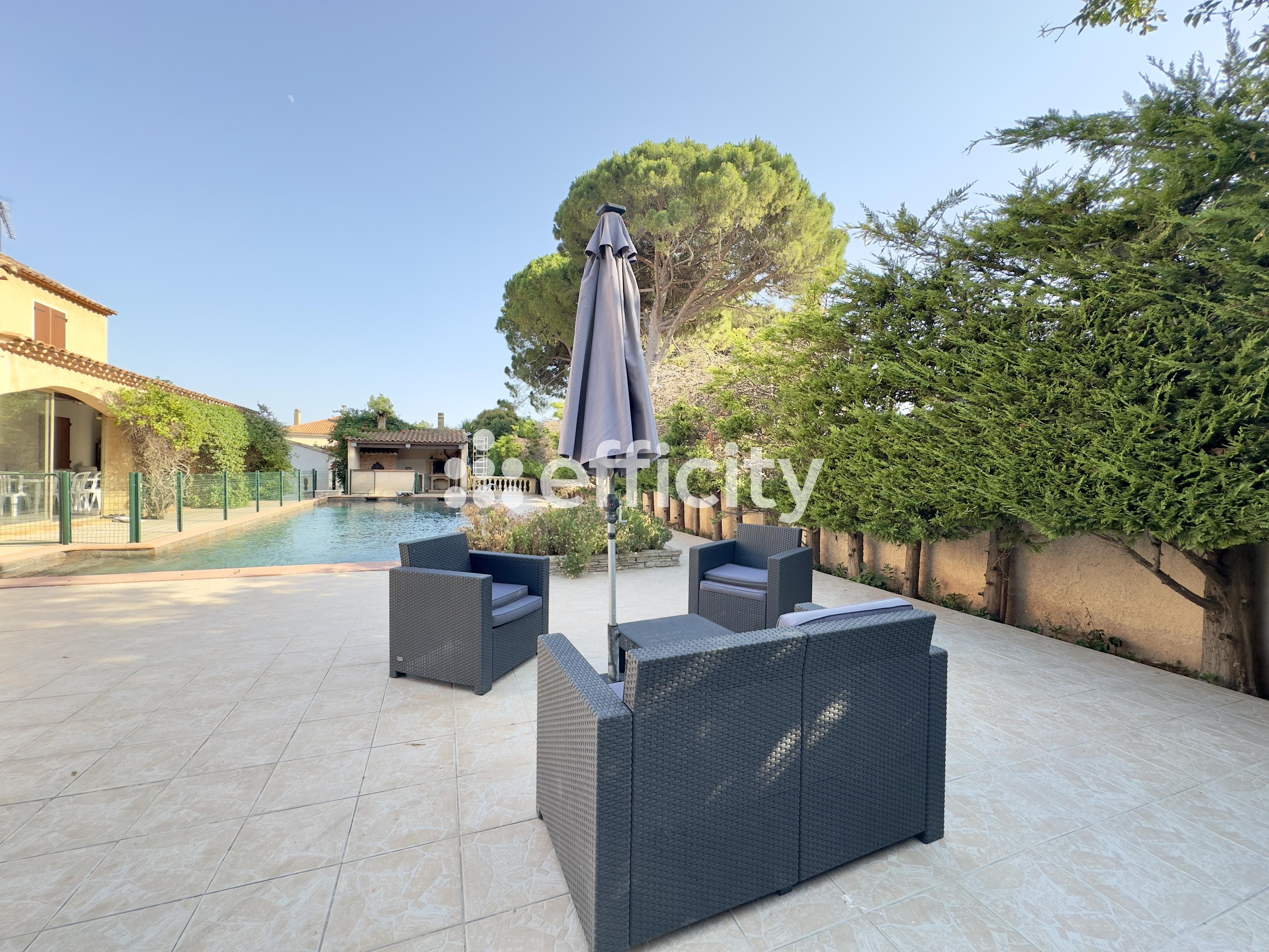 Achat immobilier Maison 7 pièces  220m2 à Martigues (13500) - Photo n°4