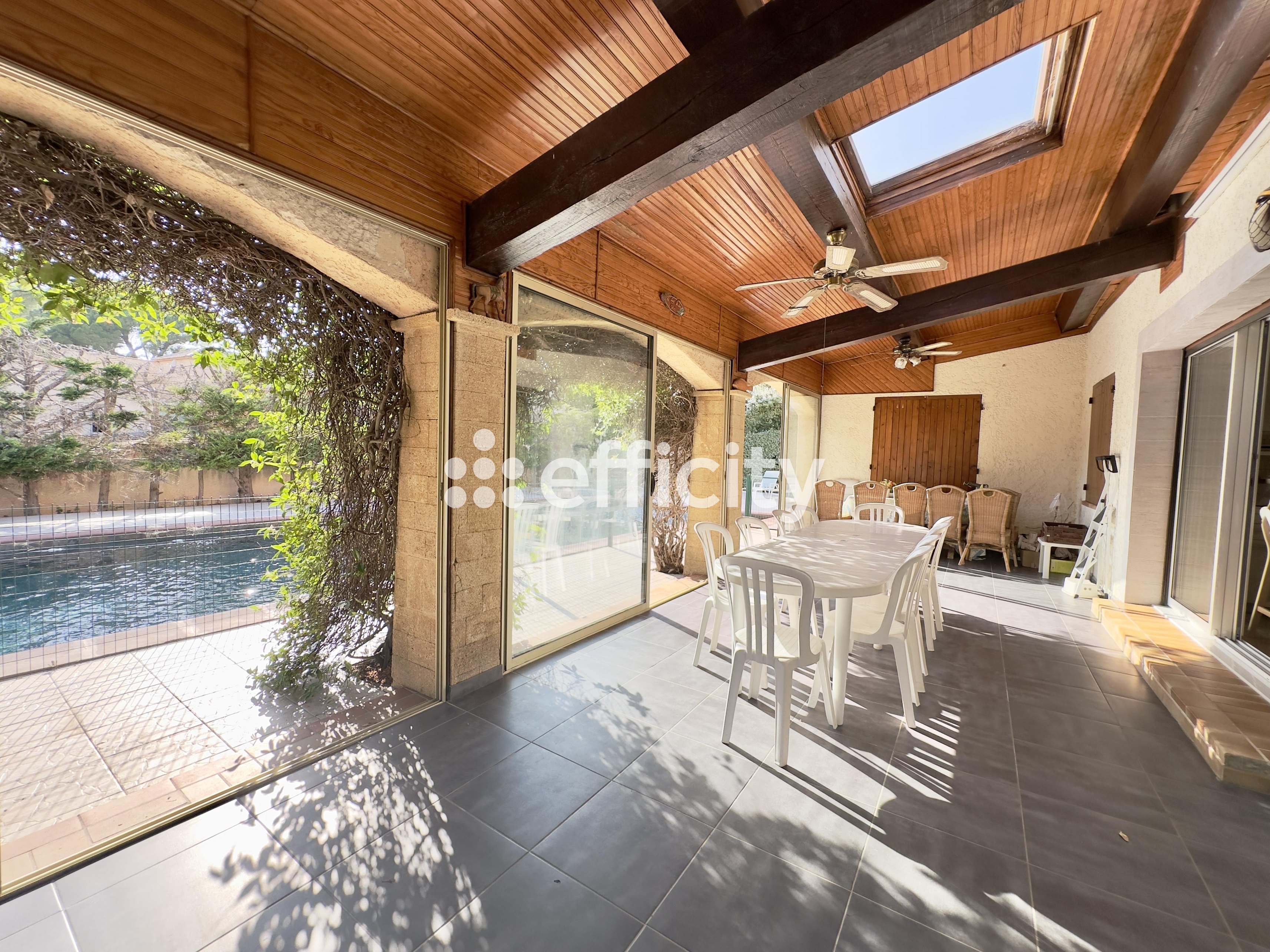 Achat immobilier Maison 7 pièces  220m2 à Martigues (13500) - Photo n°17