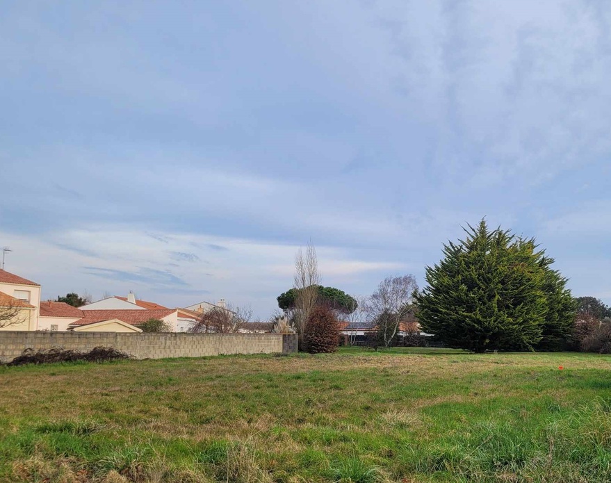 terrain  - 640m2 à Les Sables-d'Olonne (85180)