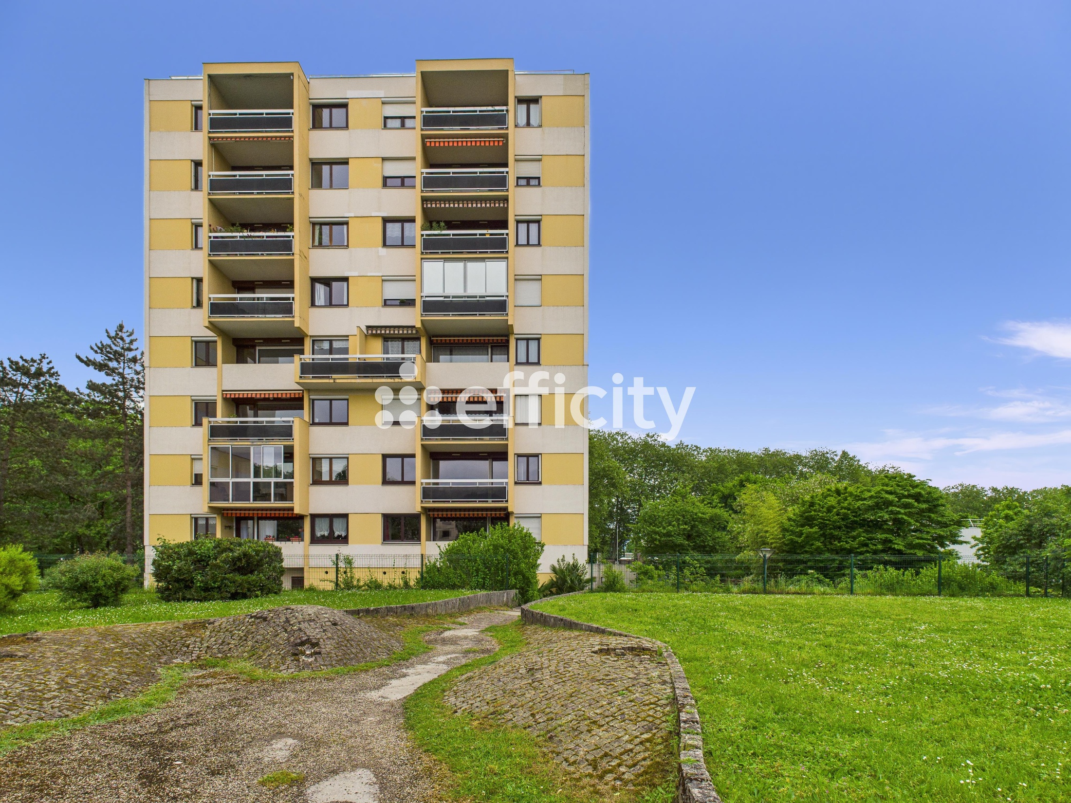 appartement 5 pièces - 76m2 à Bourg-en-Bresse (01000)