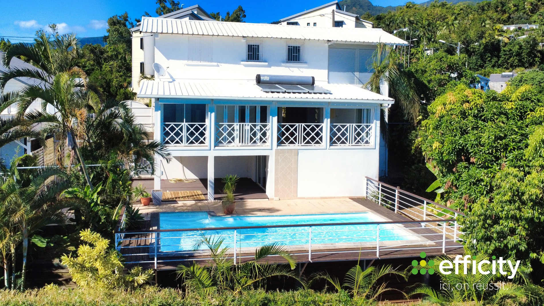 maison 8 pièces - 210m2 à Saint-Denis (97400)