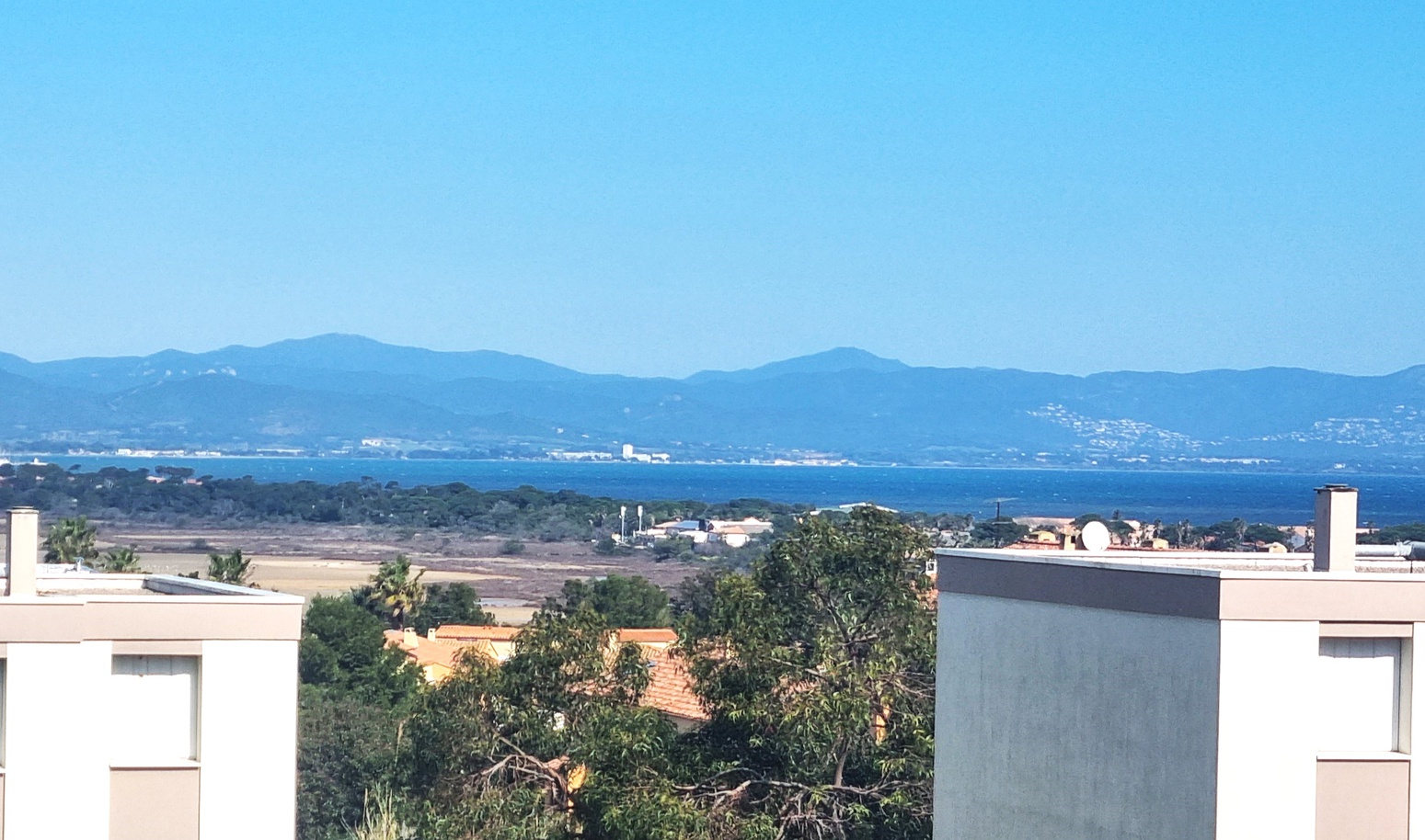 appartement 2 pièces - 32m2 à Hyères (83400)