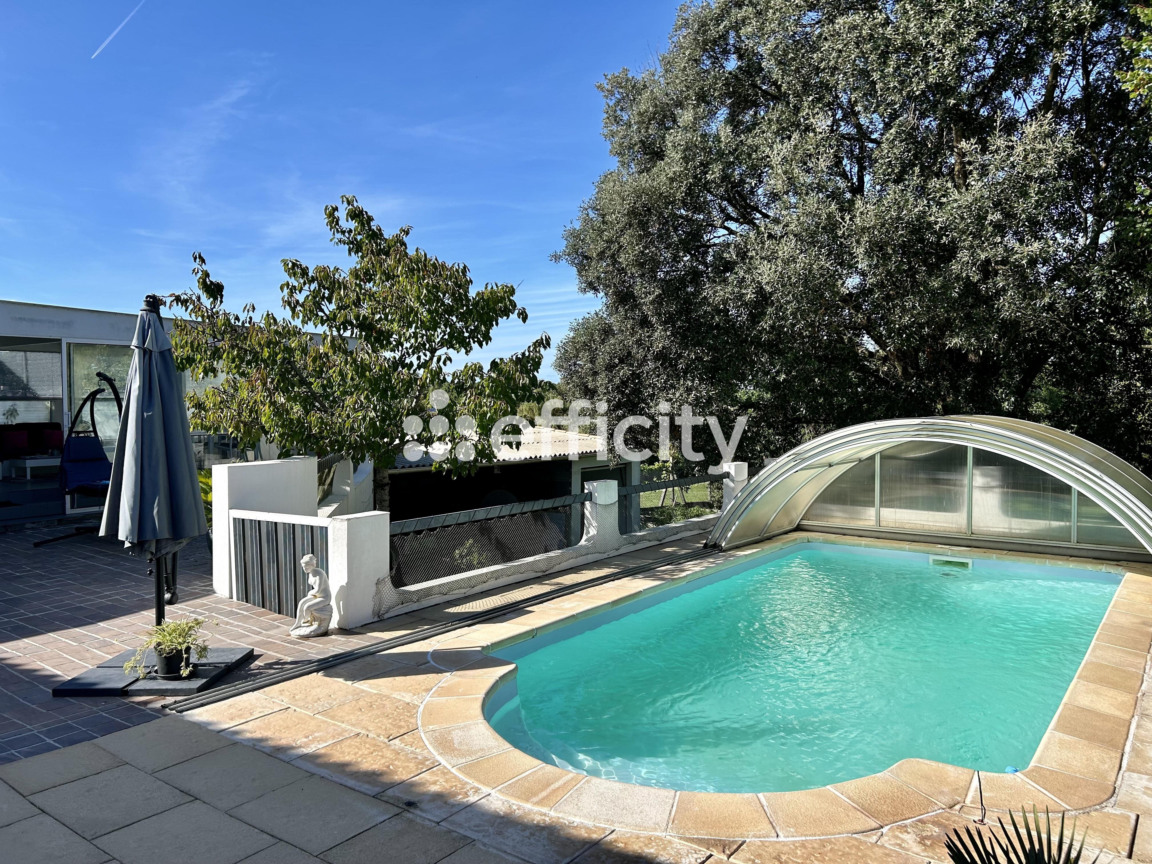 Maison 7 pièces 136 m² · au Château-d'Oléron · 136 m² · 440 900 €