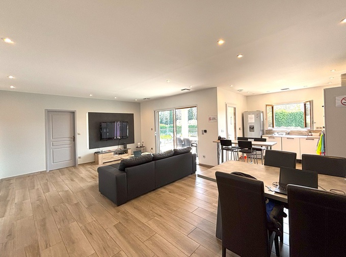Achat immobilier Maison 4 pièces  85m2 à Bourg-Saint-Andéol (07700) - Photo n°8