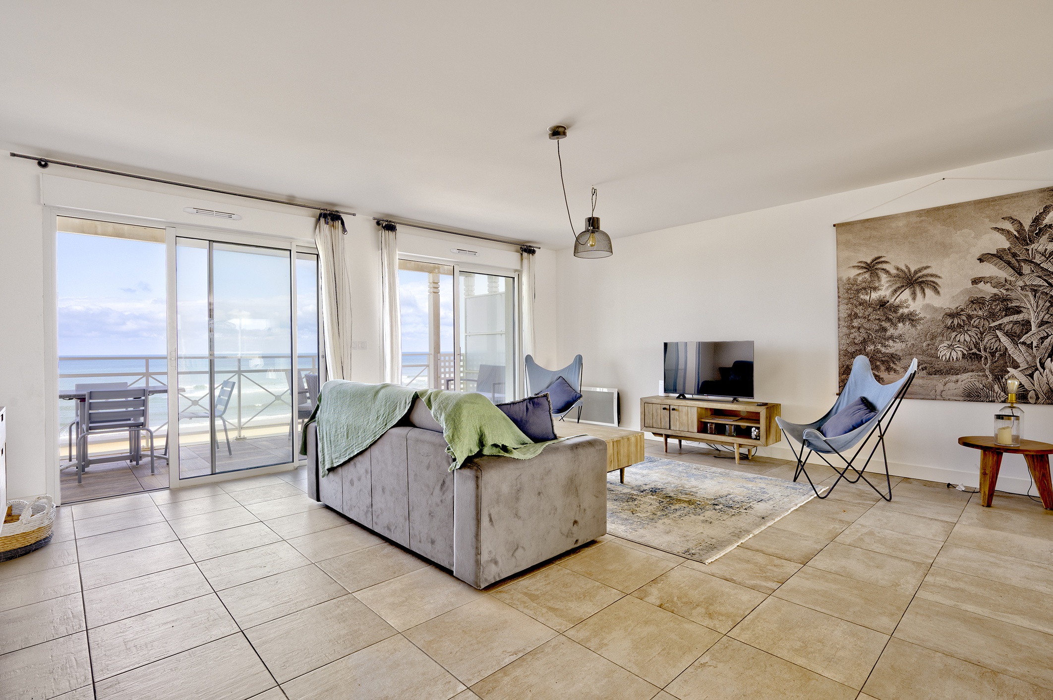 Achat immobilier Appartement 6 pièces  128m2 à Lacanau (33680) - Photo n°1