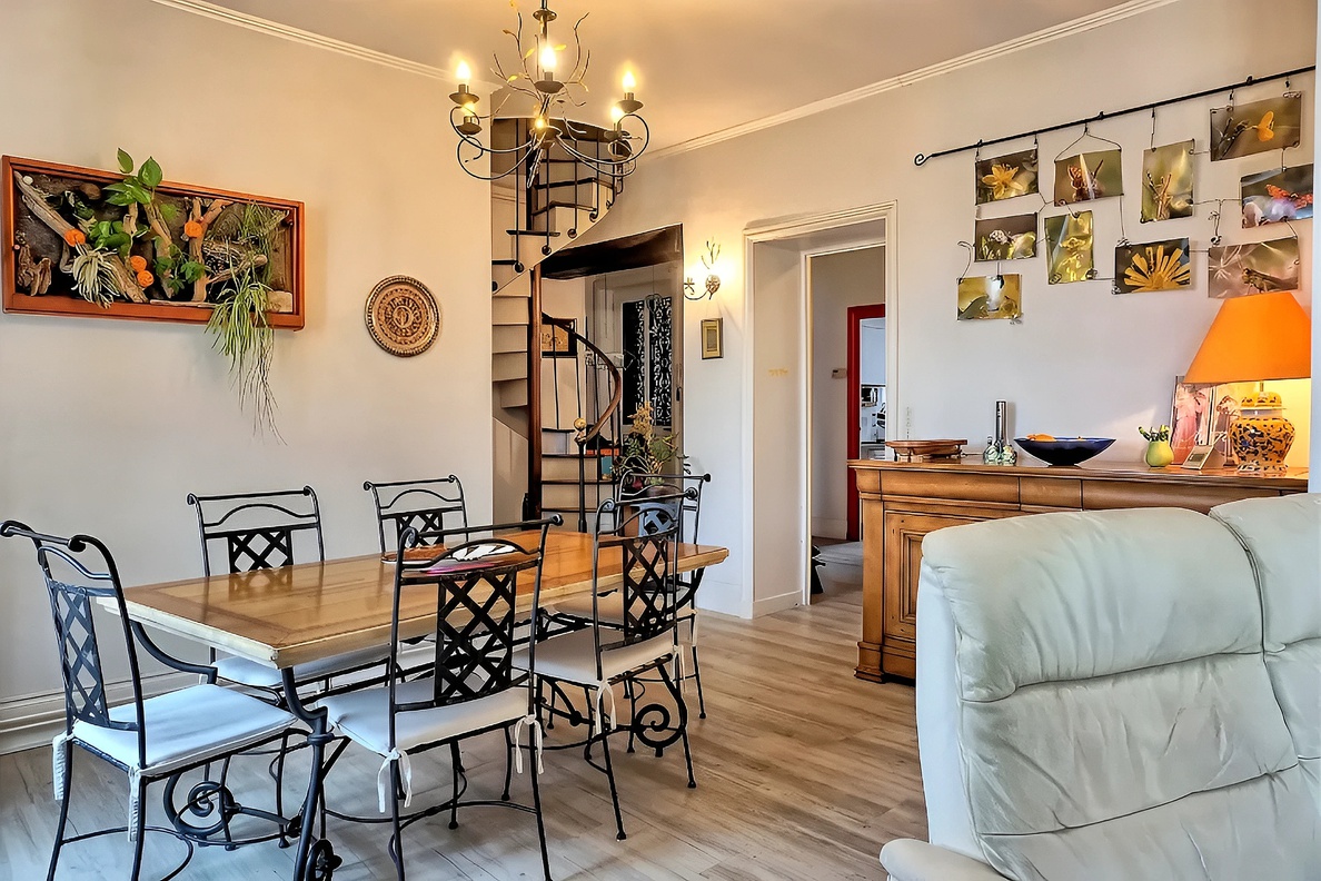 appartement 8 pièces - 149m2 à Roanne (42300)