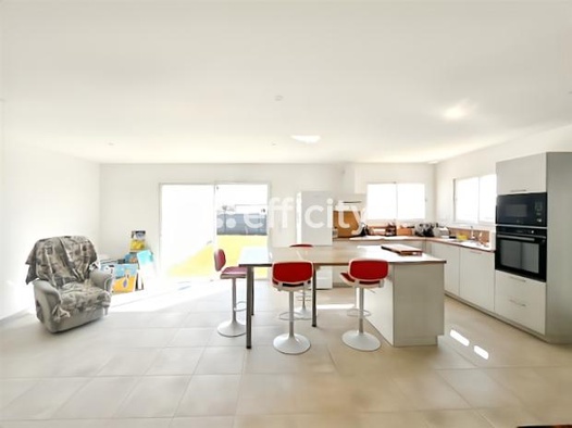 Achat immobilier Maison 4 pièces  102m2 à Semussac (17120) - Photo n°5