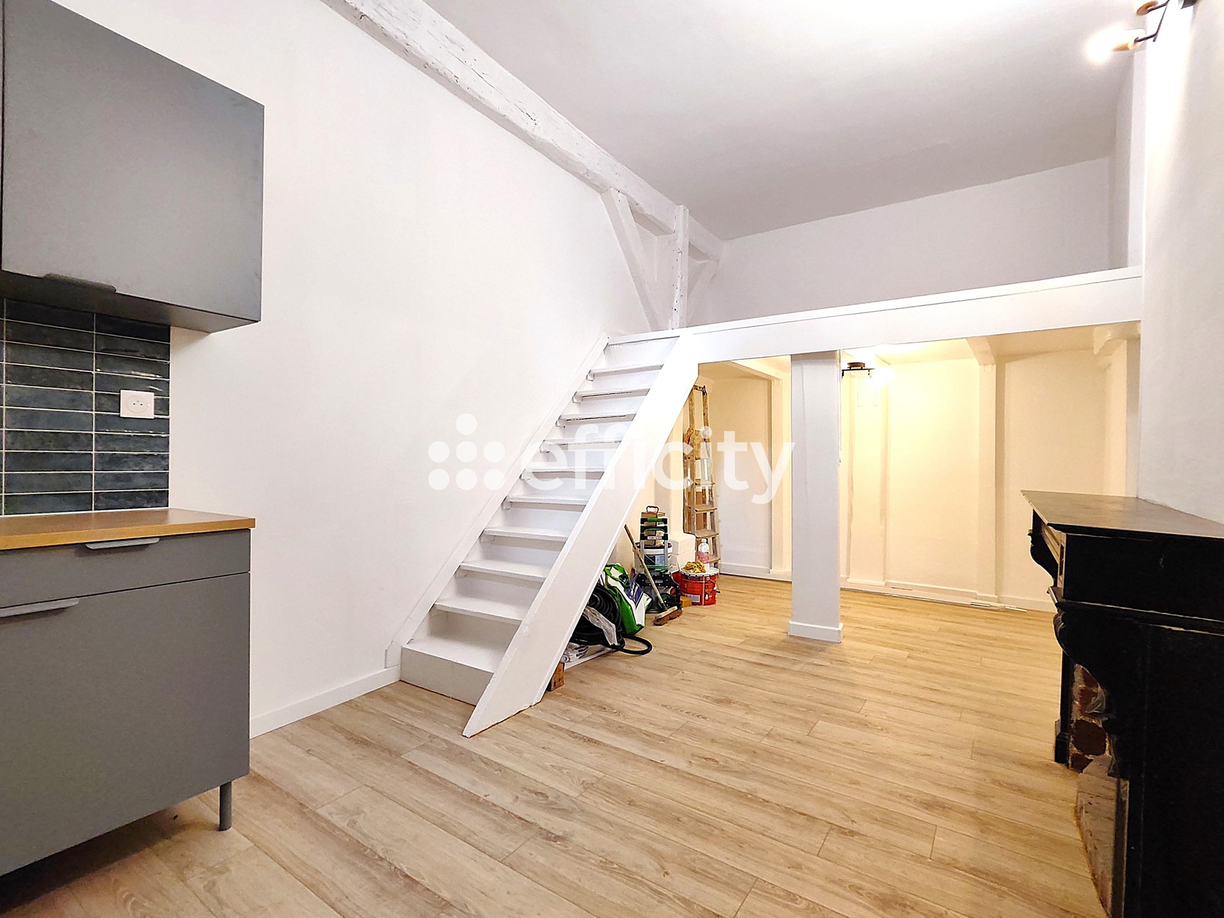 appartement 1 pièces - 27m2 à Paris (75020)