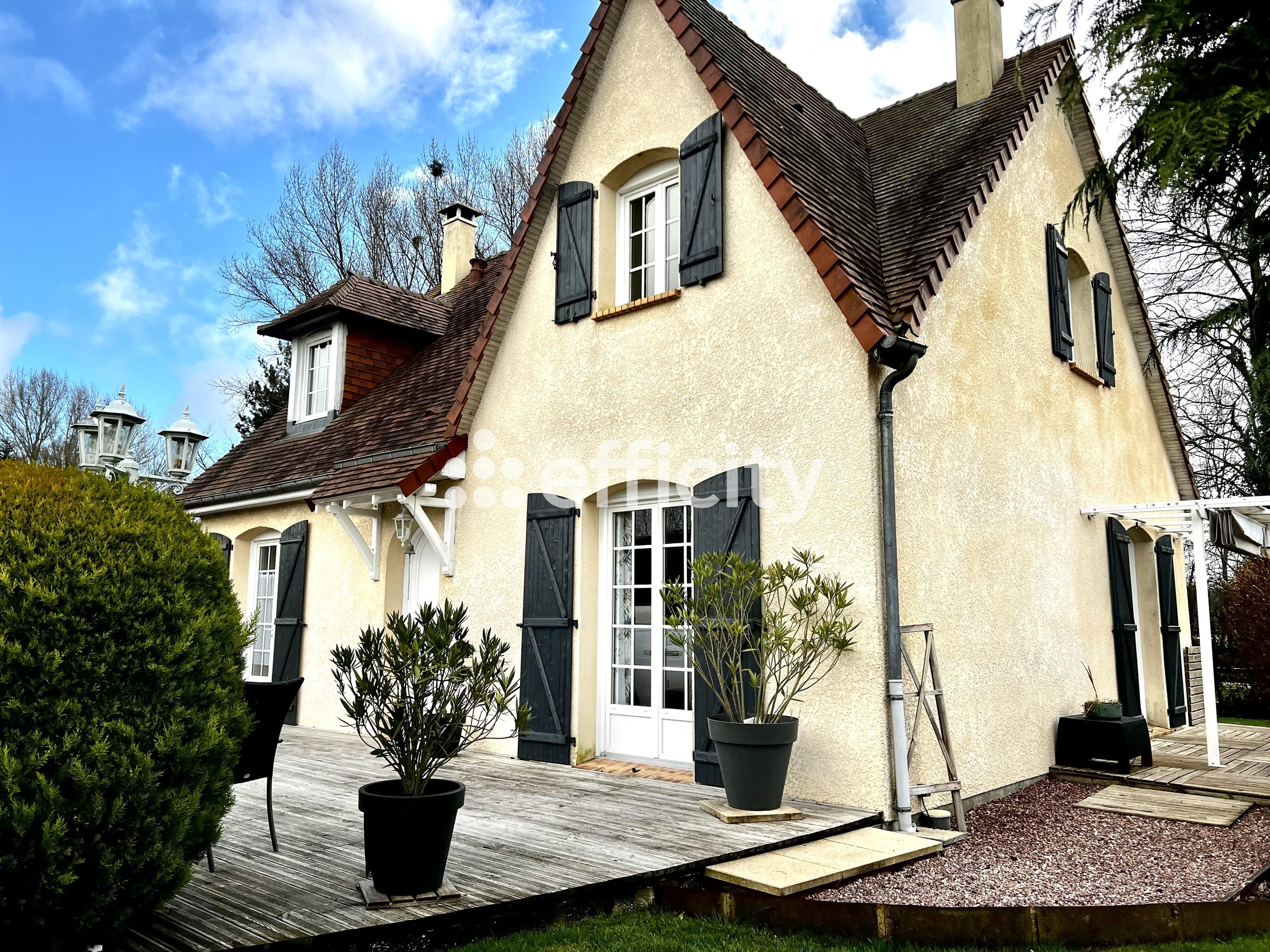 maison 5 pièces - 115m2 à Pont-Audemer (27500)