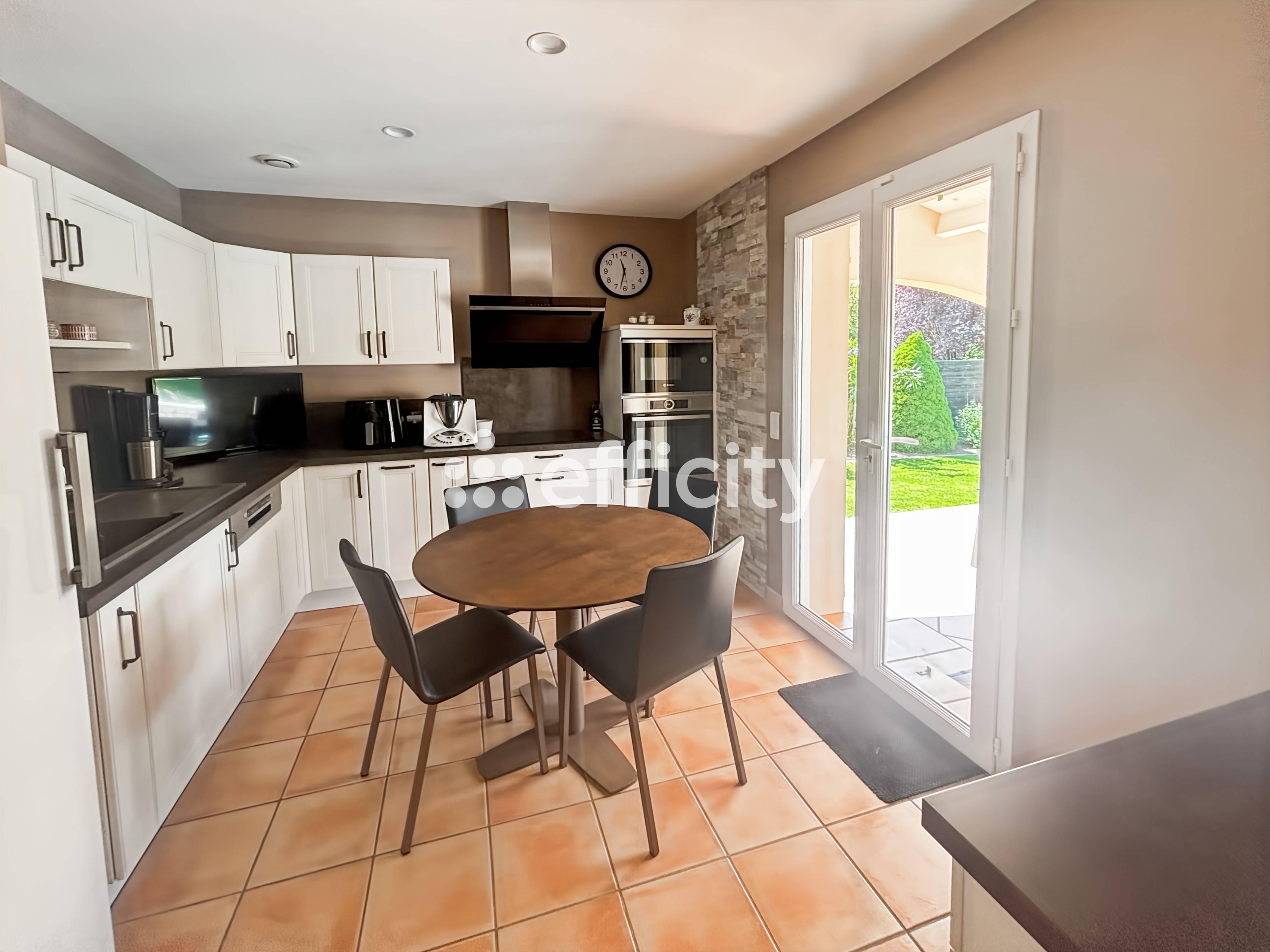 Achat immobilier Maison 5 pièces  152m2 à Saintes (17100) - Photo n°13
