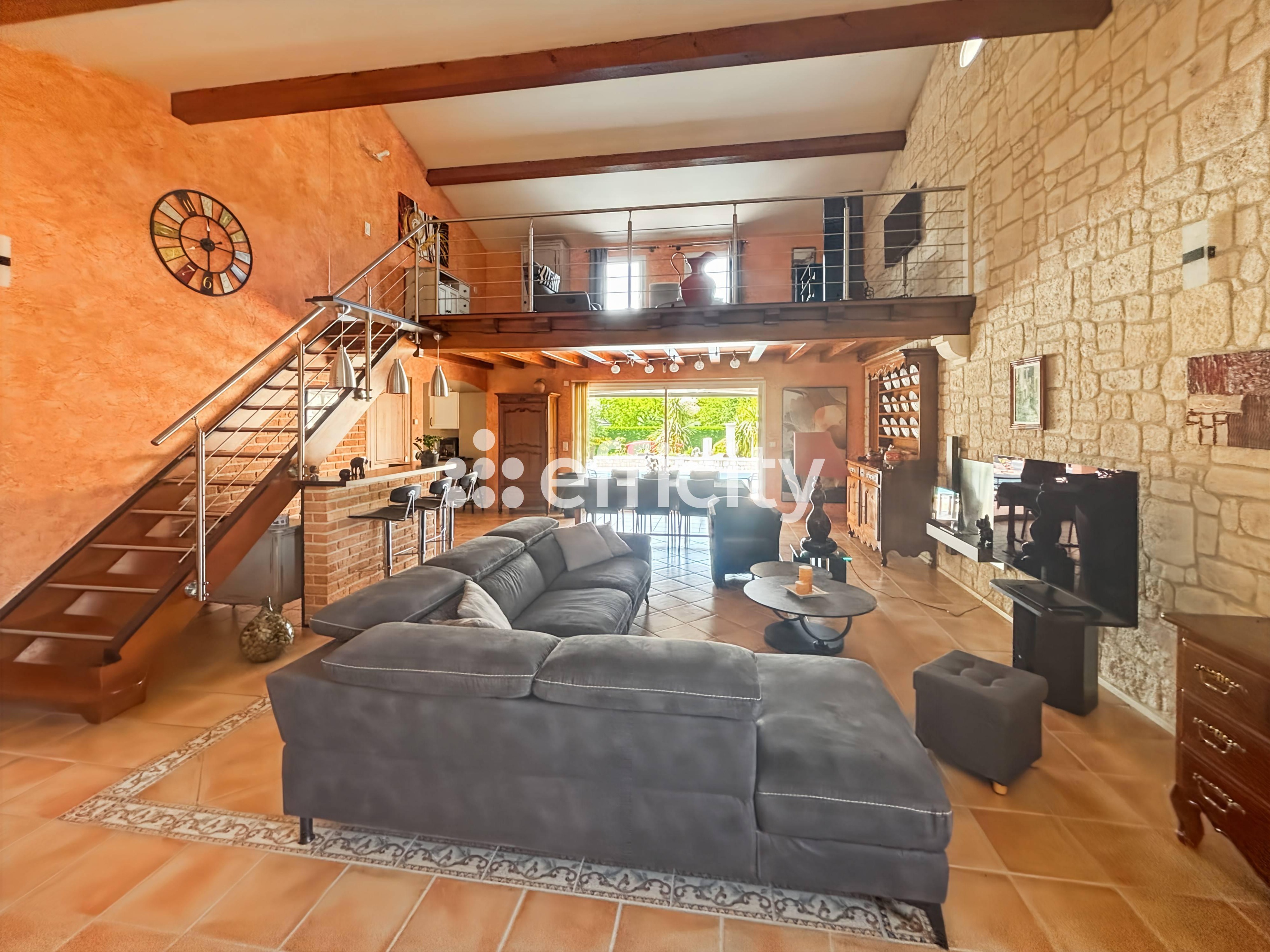 Achat immobilier Maison 5 pièces  152m2 à Saintes (17100) - Photo n°12