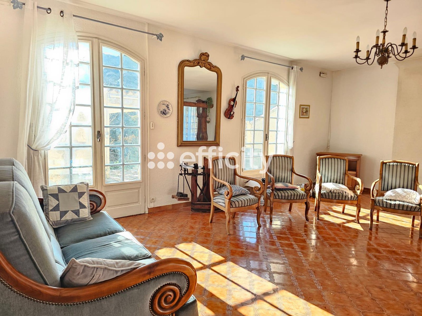 Achat immobilier Maison 6 pièces  158m2 à Poussan (34560) - Photo n°5