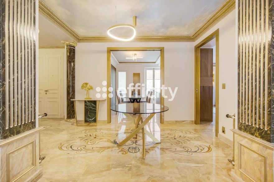 appartement 6 pièces - 189m2 à Paris (75008)