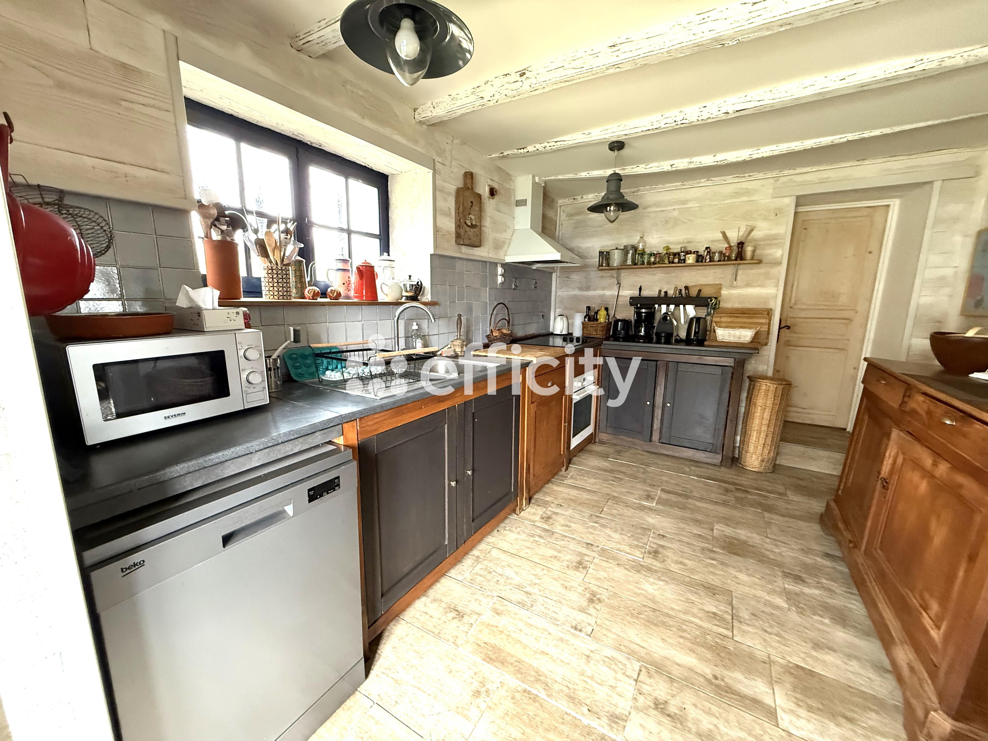 Achat immobilier Maison 6 pièces  121m2 à Champagne-Mouton (16350) - Photo n°4