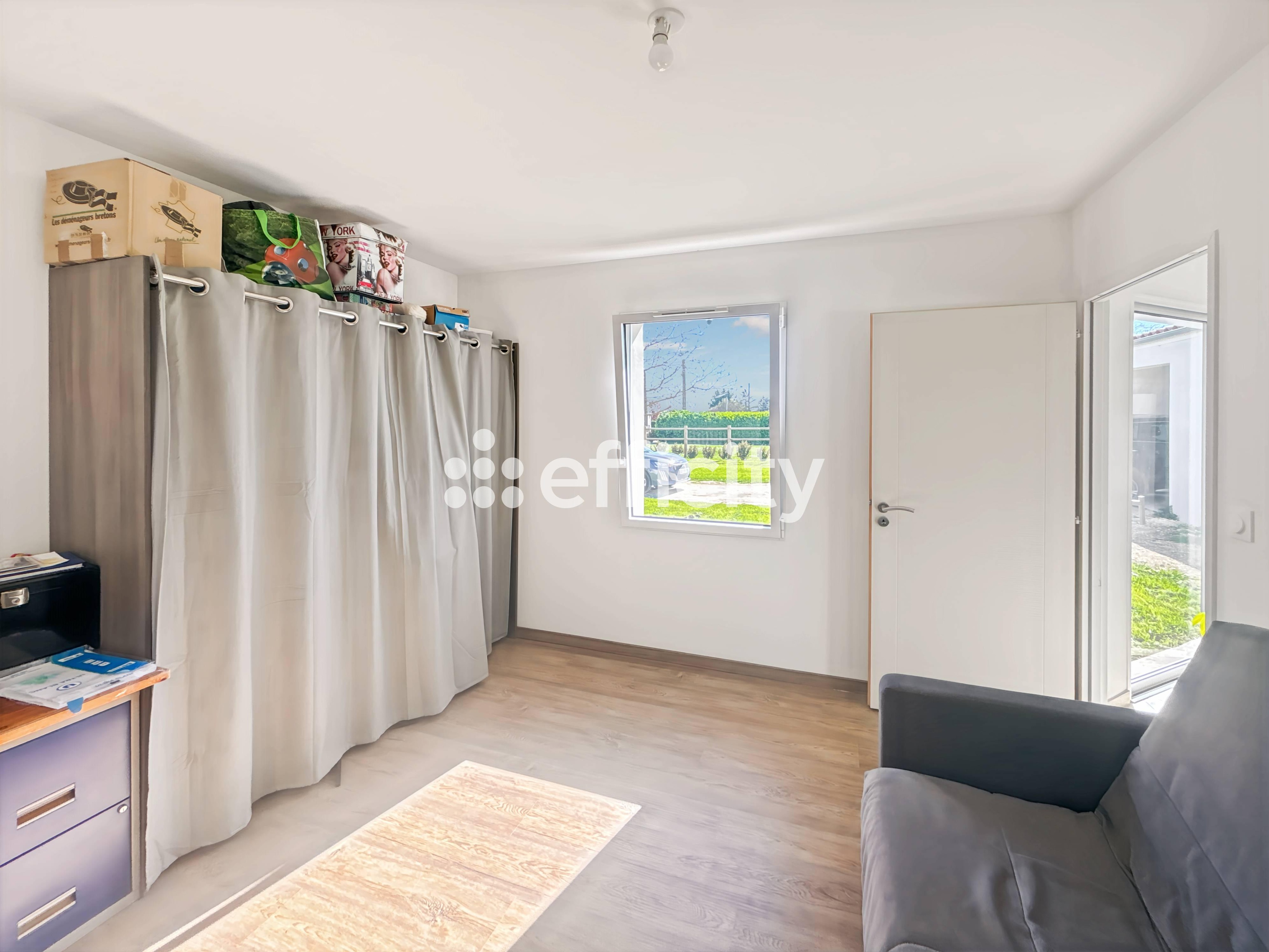 Achat immobilier Maison 6 pièces  192m2 à Saint-Savinien (17350) - Photo n°15