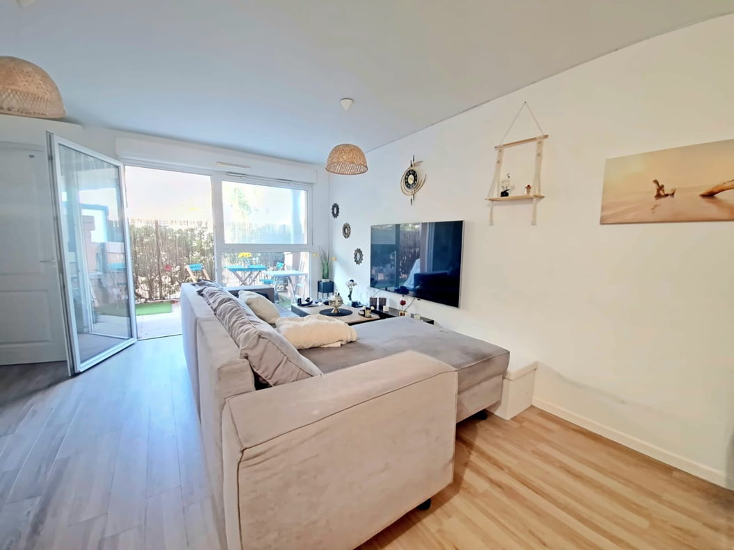 appartement 2 pièces - 37m2 à Marseille (13008)