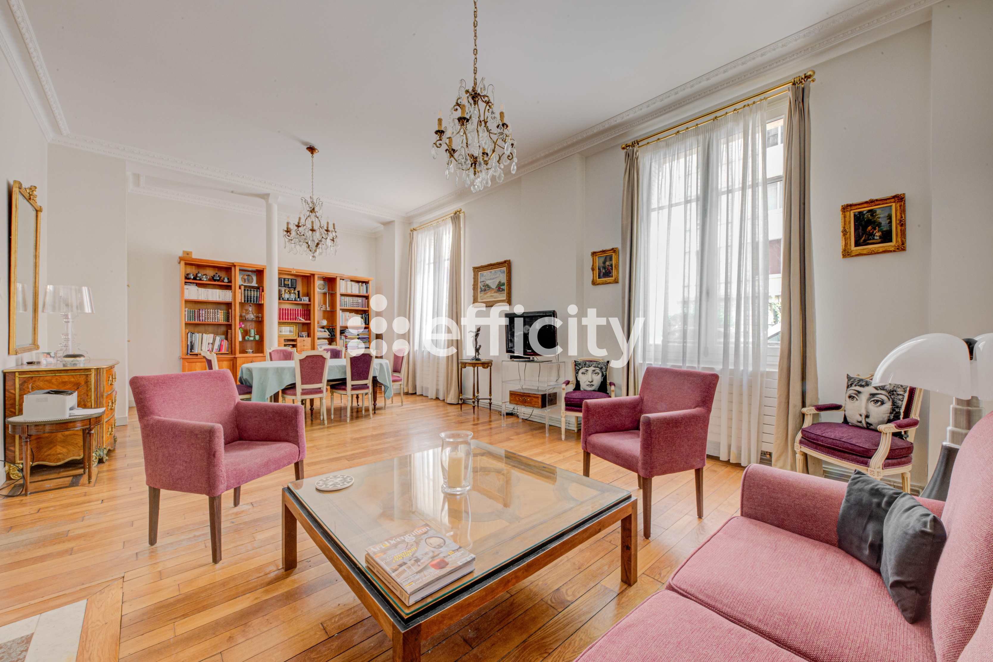 appartement 5 pièces - 123,0m2 à Paris (75007)