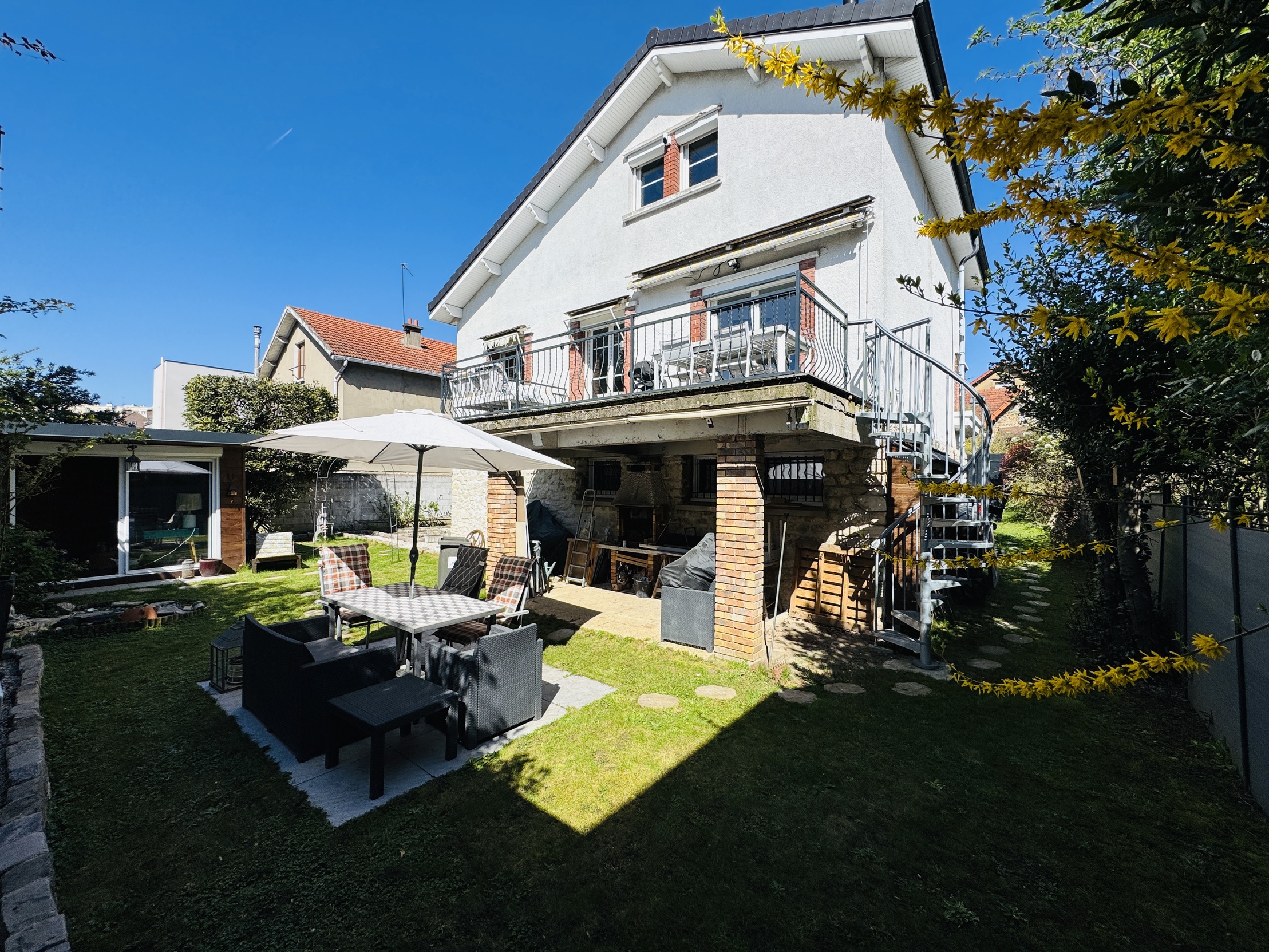 maison 6 pièces - 160m2 à Châtillon (92320)
