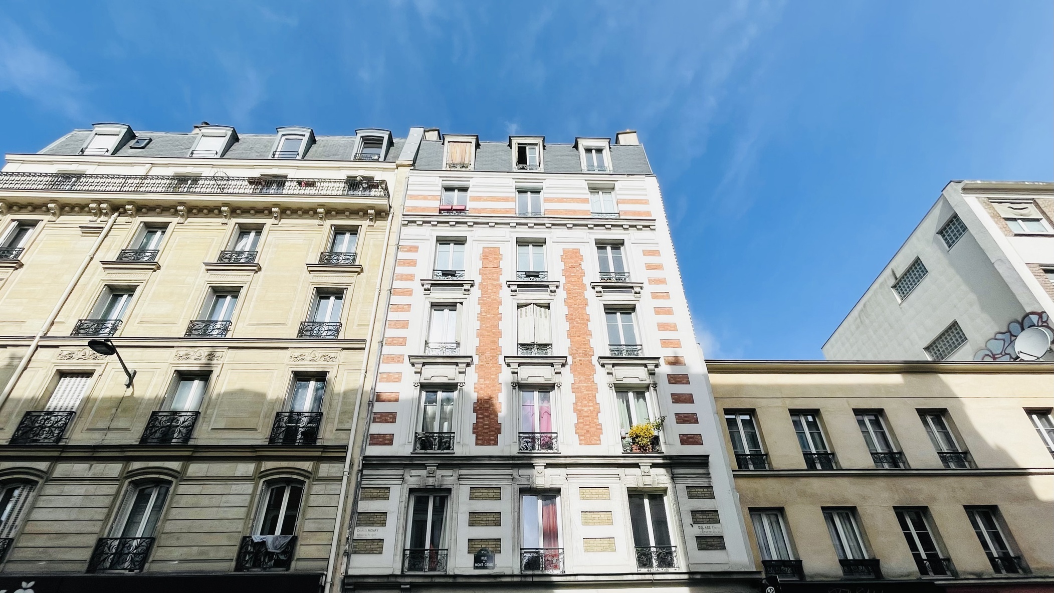 appartement 2 pièces - 34m2 à Paris (75018)