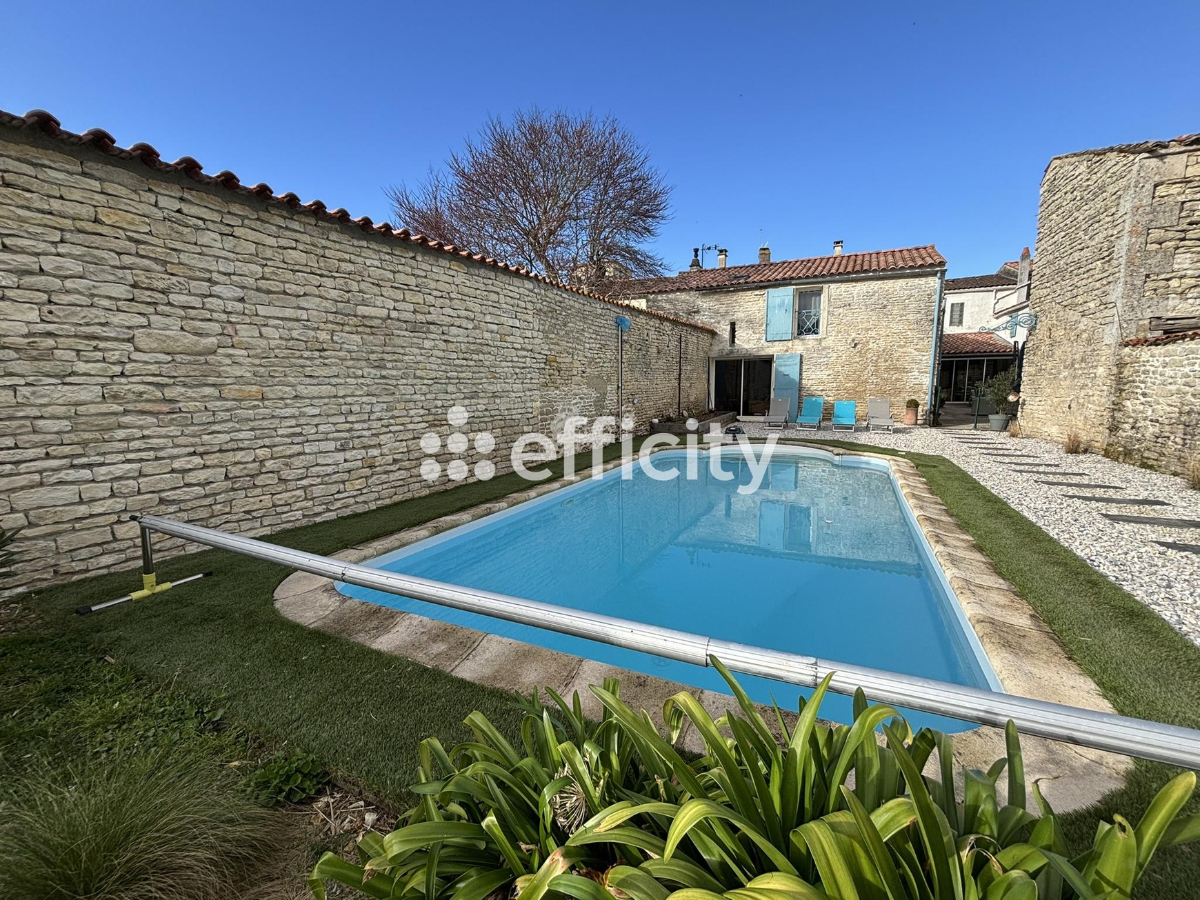 Achat immobilier Maison 9 pièces  200m2 à Saint-Jean-de-Liversay (17170) - Photo n°24