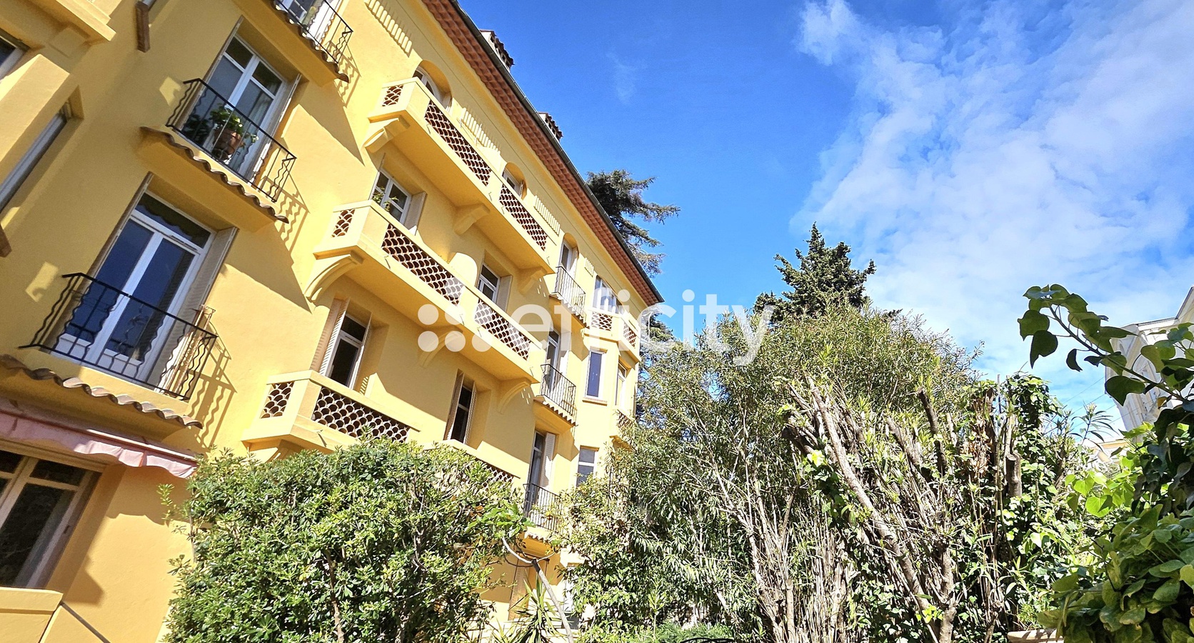 appartement 5 pièces - 150m2 à Cannes (06400)