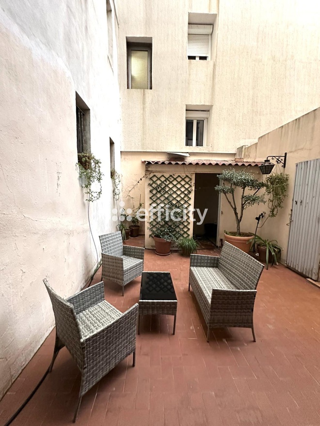 appartement 5 pièces - 104,0m2 à Marseille (13001)