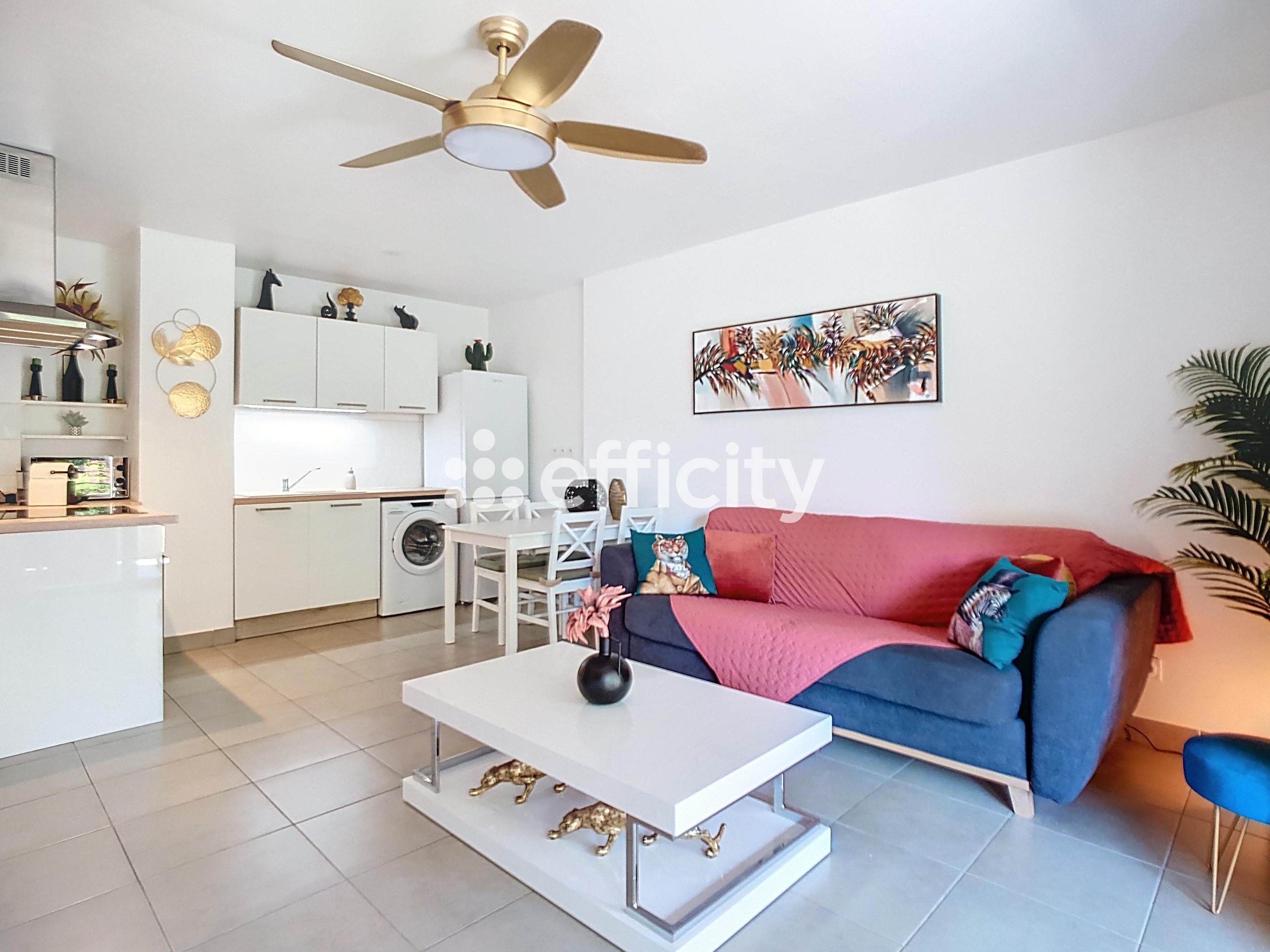 Achat immobilier Appartement 2 pièces  45m2 à Fréjus (83600) - Photo n°4