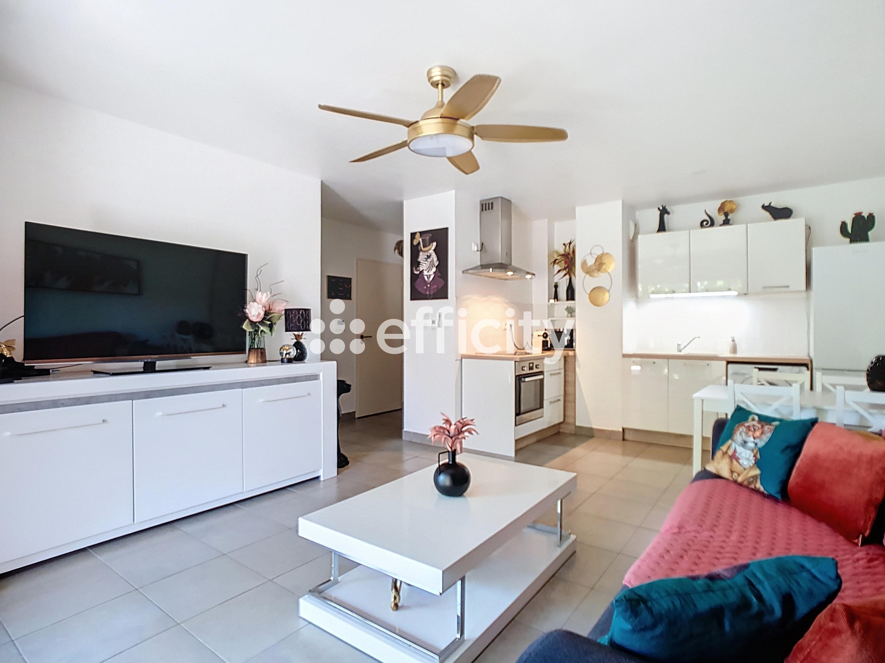 Achat immobilier Appartement 2 pièces  45m2 à Fréjus (83600) - Photo n°5