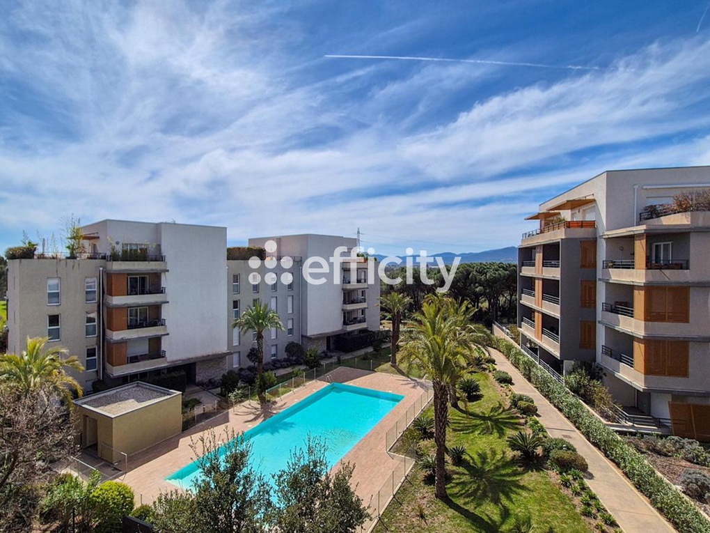 Achat immobilier Appartement 2 pièces  45m2 à Fréjus (83600) - Photo n°10