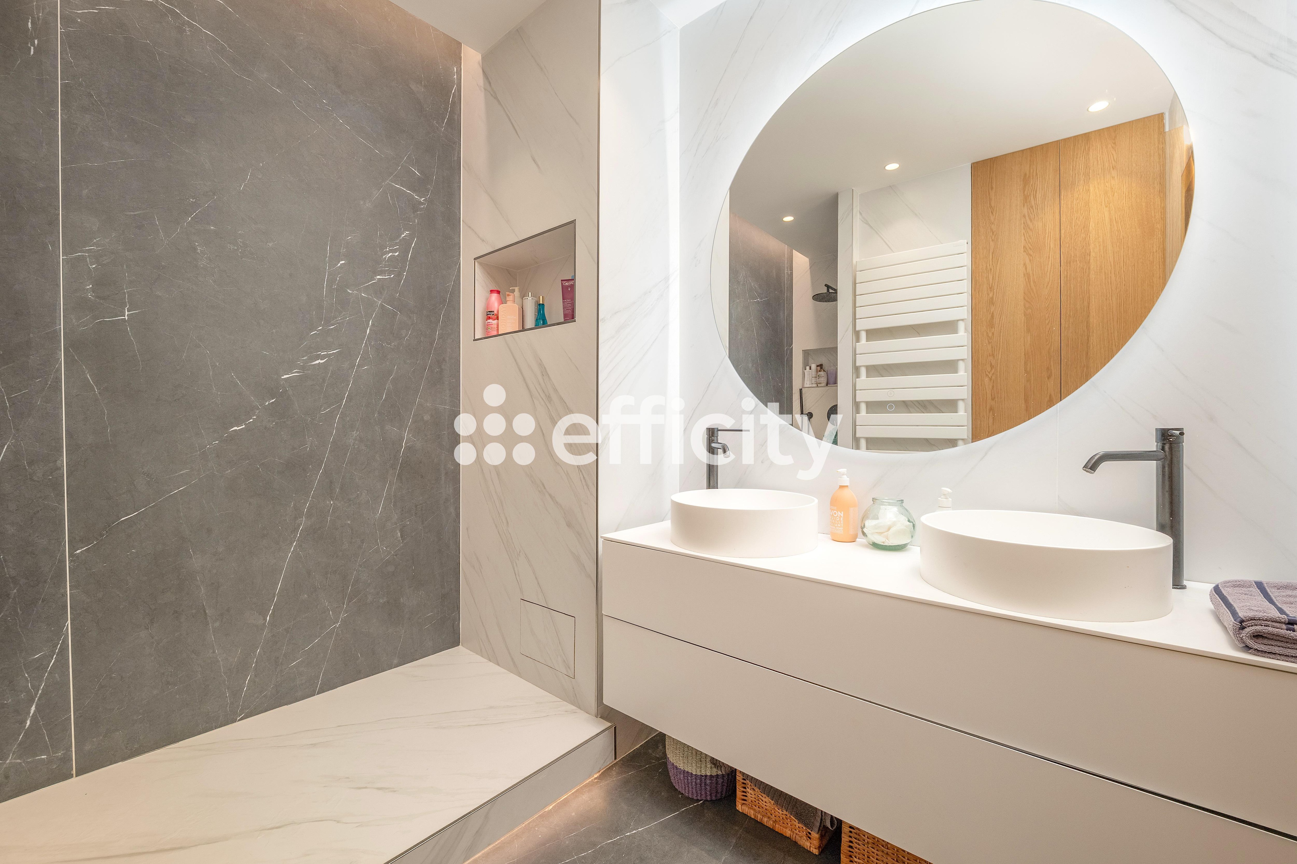 Achat immobilier Appartement 6 pièces  190m2 à Marseille (13008) - Photo n°15