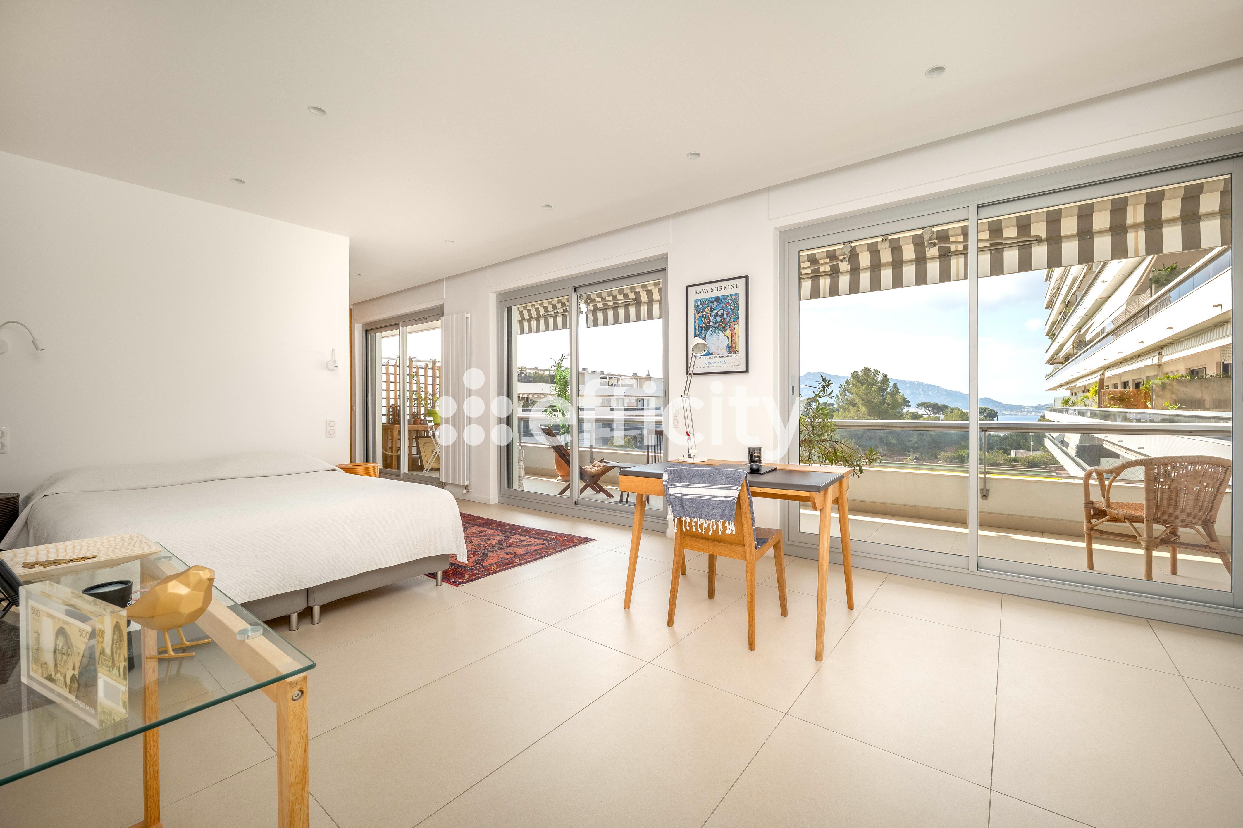 Achat immobilier Appartement 6 pièces  190m2 à Marseille (13008) - Photo n°9