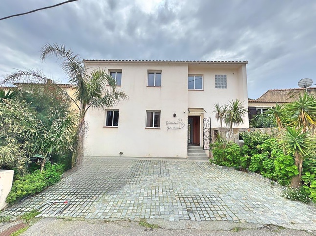 appartement 3 pièces - 80m2 à Calvi (20260)